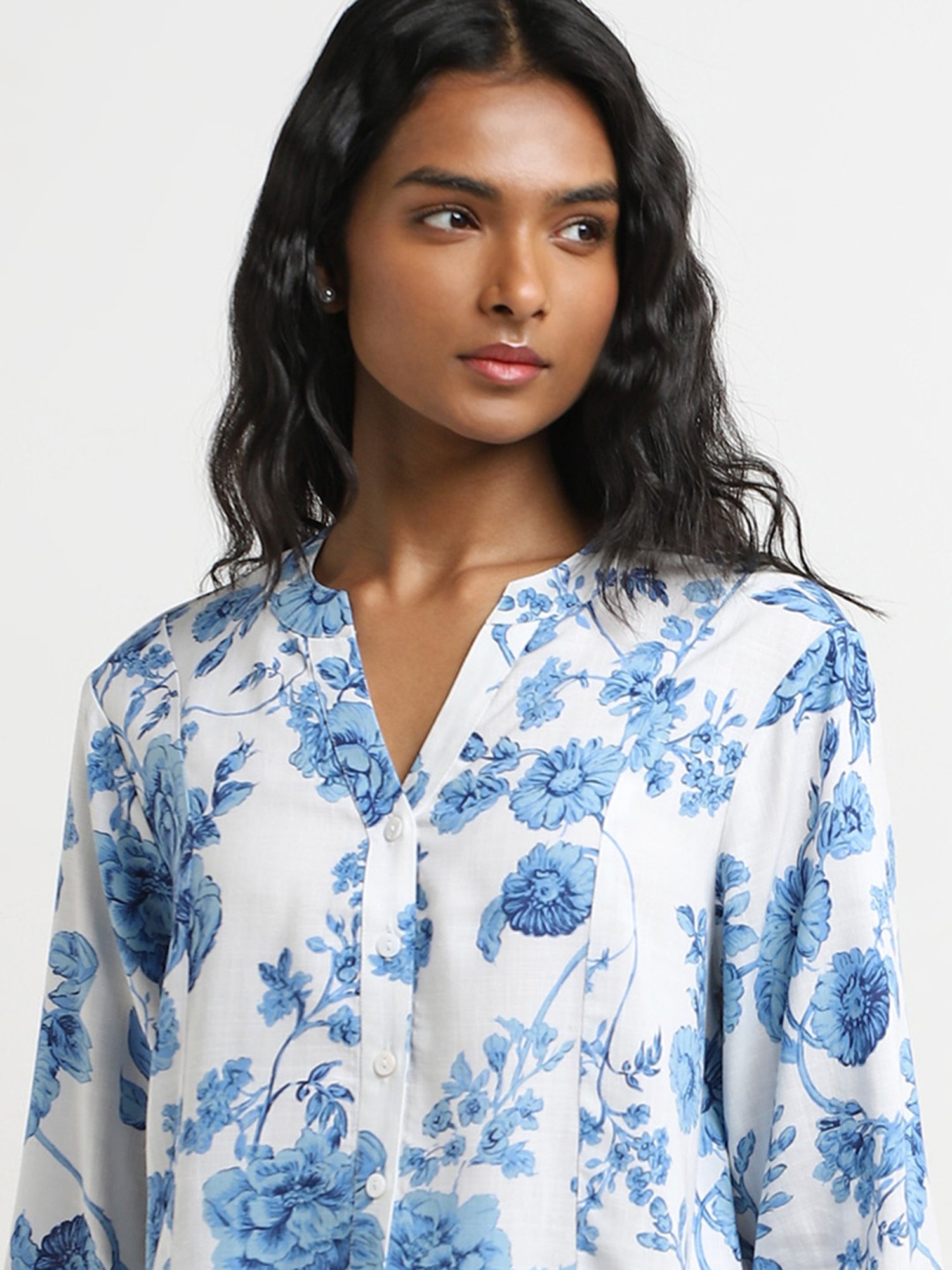 LOV by Westside Blue Floral Printed Top