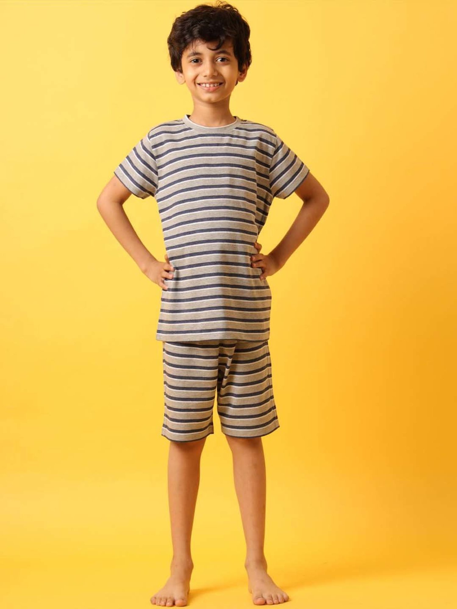 Anthrilo Kids Grey Cotton Striped T-Shirt & Short