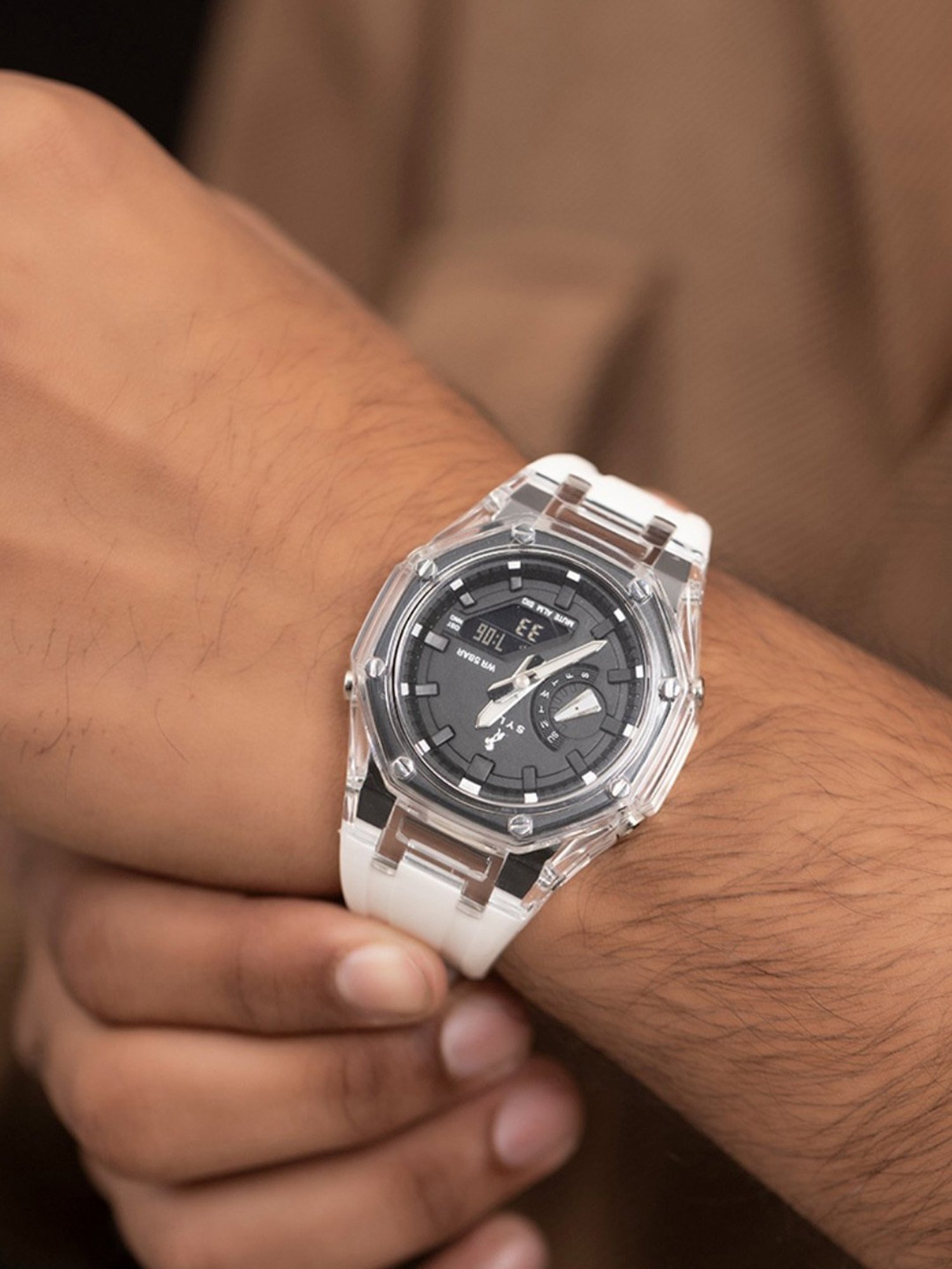 Sylvi RIG-ONE-O-ONE-WT-MAX Analog Watch for Men