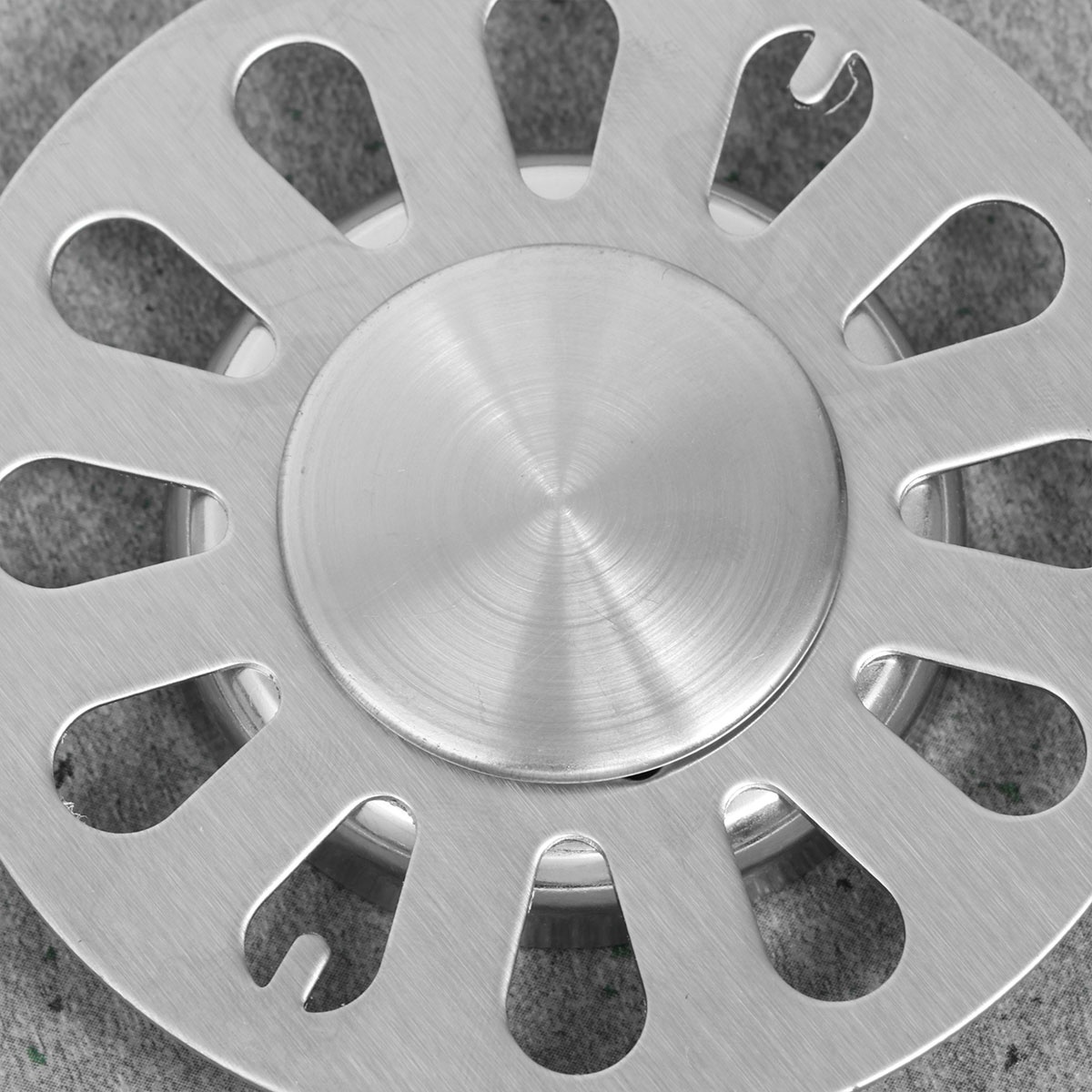 Fashion Bathroom Drain Cover Durable Stainless Steel Shower Drain Cap with Lid for Floor Laundry Kitchen Bathroom(Compatible with Washing Machine, Random Pattern)