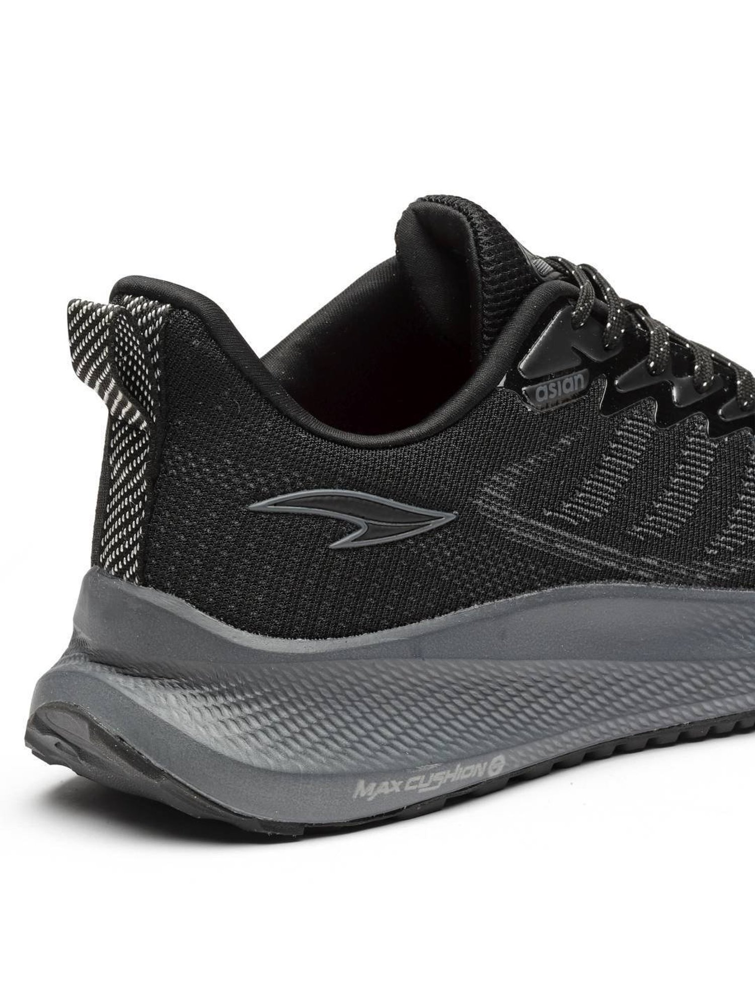 Asian Men's Black Running Shoes