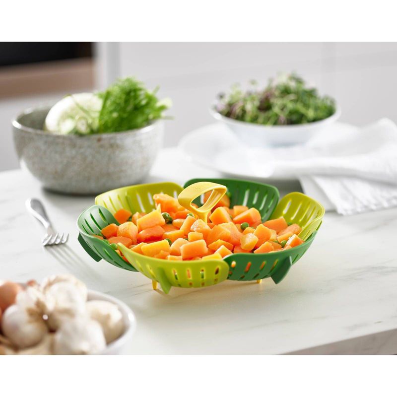 Joseph Joseph Bloom Collapsible Steamer Basket Green