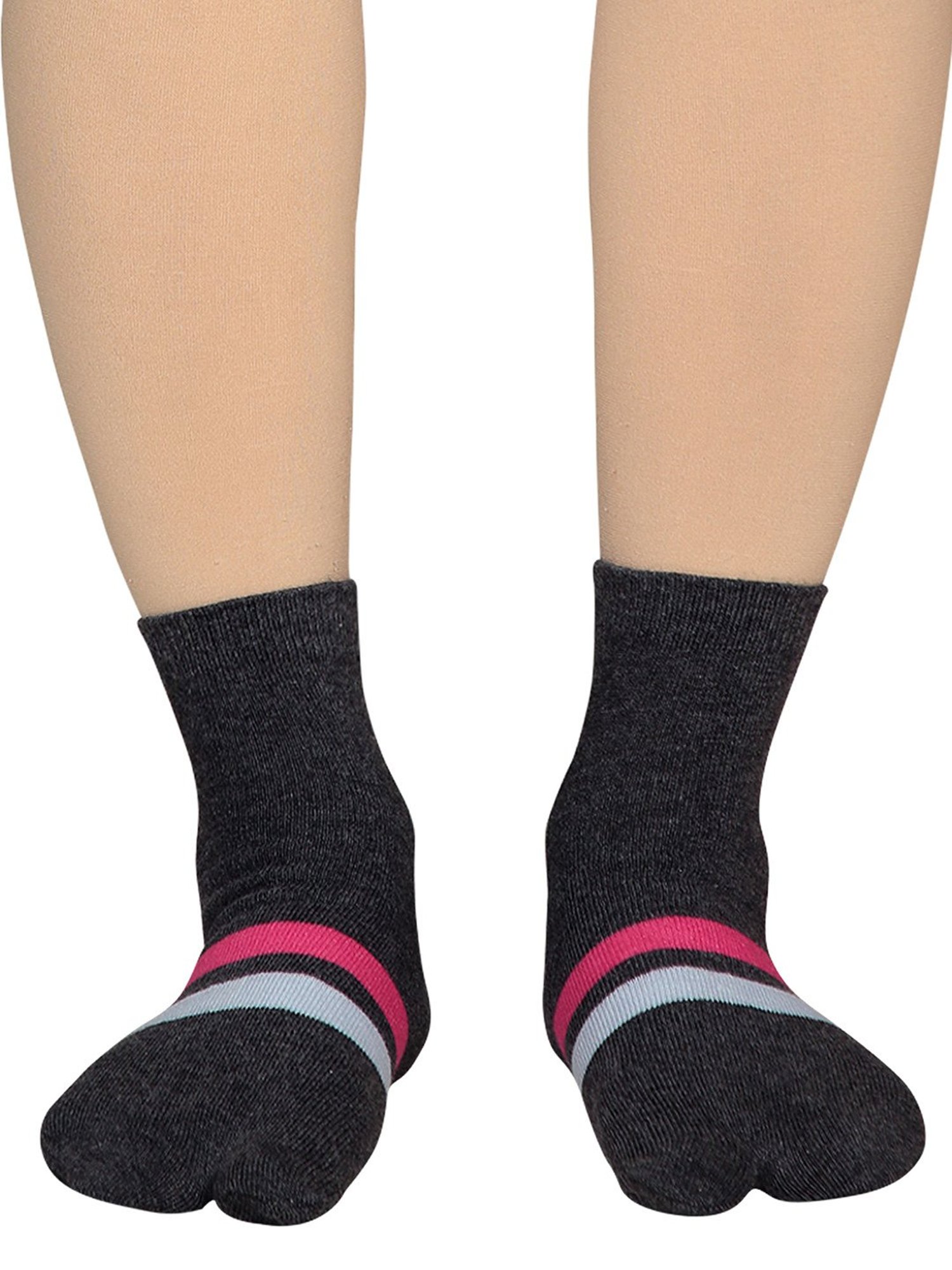 Bodycare Grey Cotton Textured Socks (Pack Of 3)