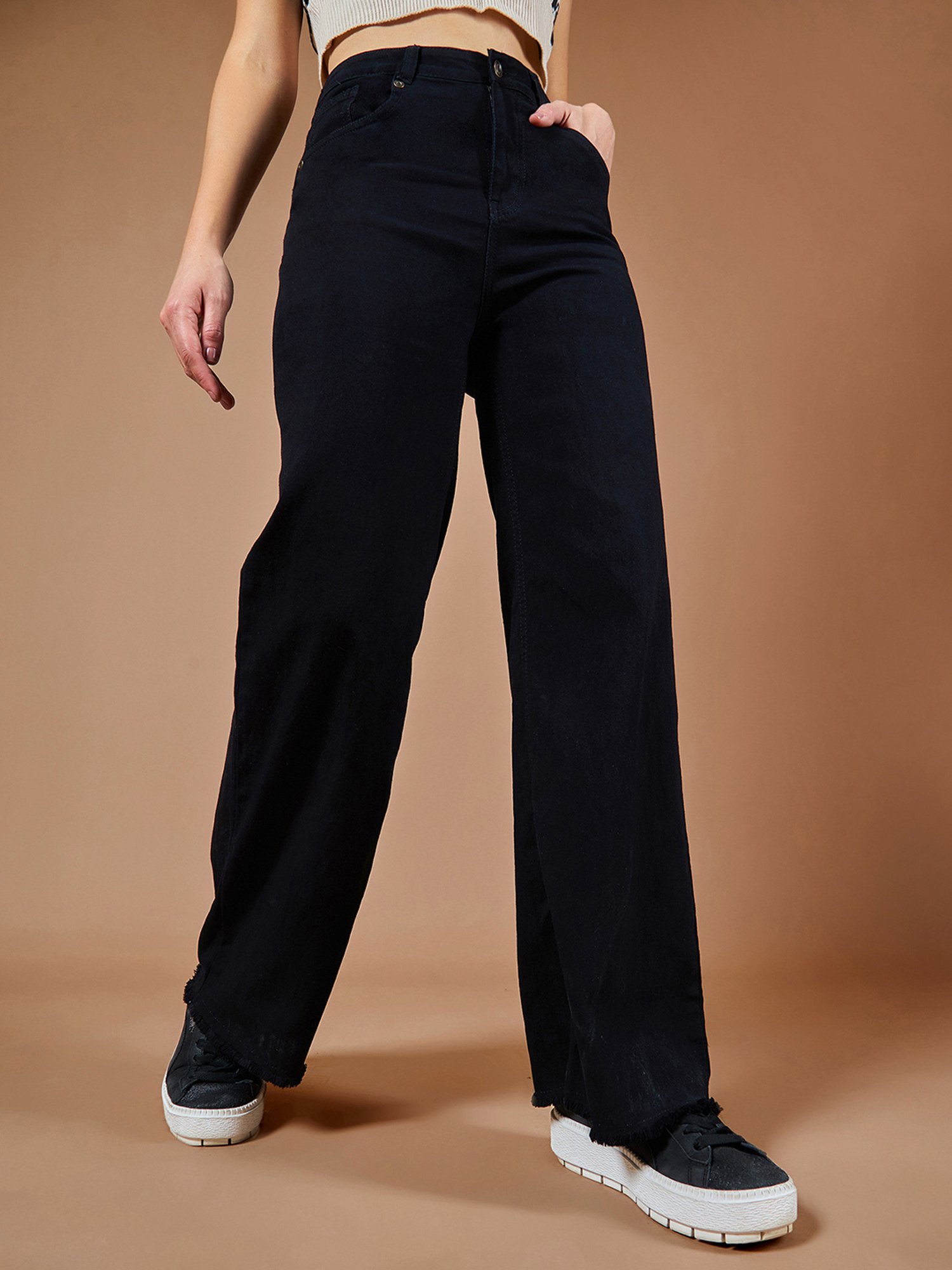 DOLCE CRUDO Black High Rise Stretchable Jeans
