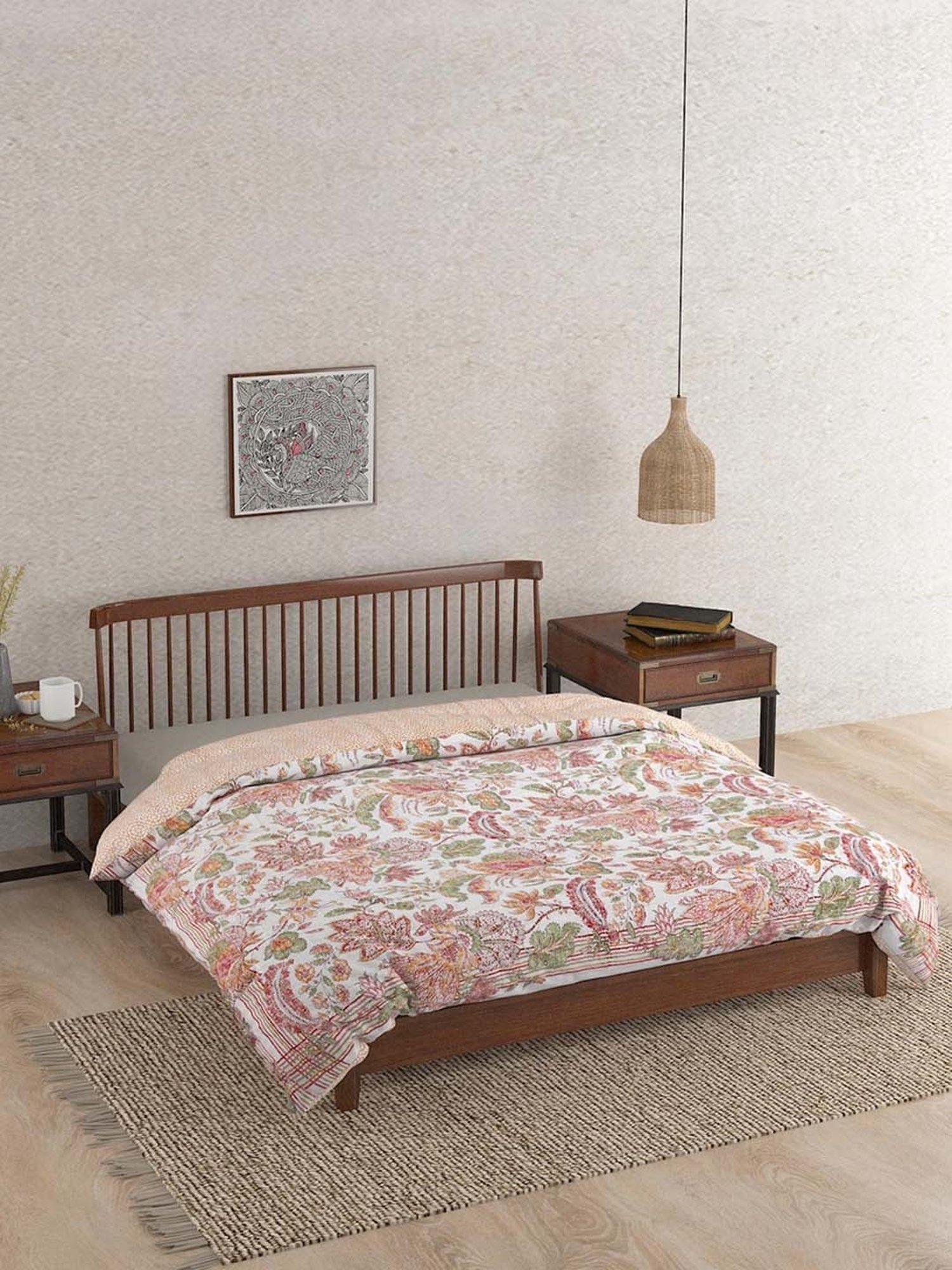 Welspun Bliss Light Silver & Blue Microfibre 120 GSM Shell Double Bed Quilt