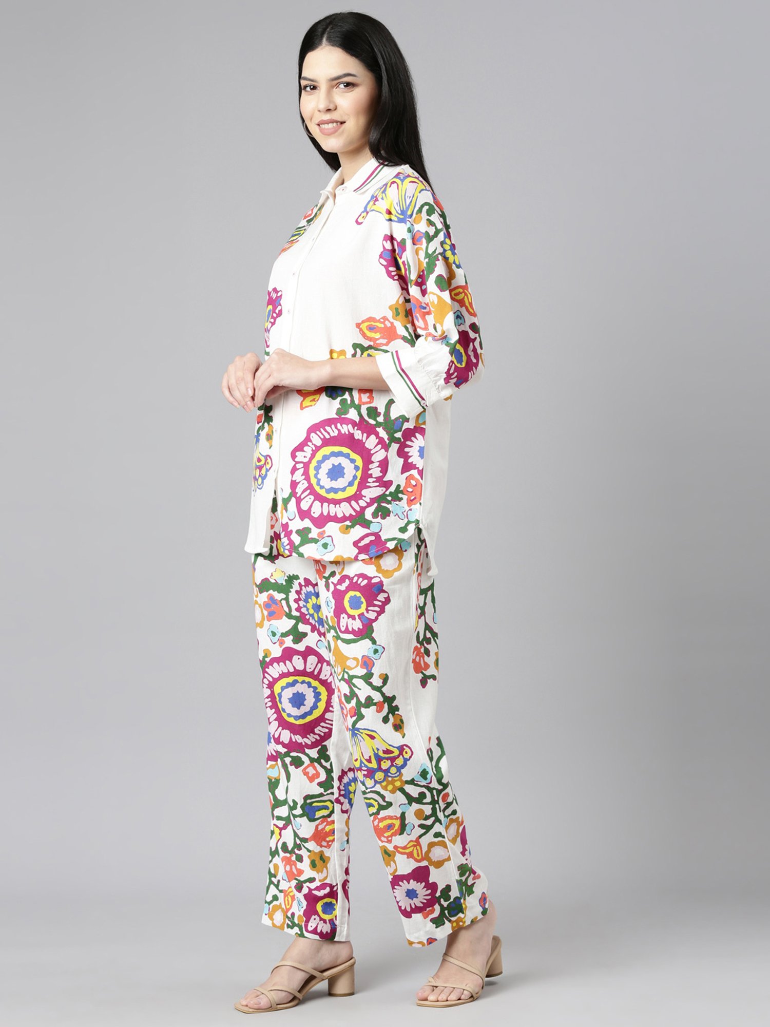Zolo Label White Floral Print Shirt Pant Set