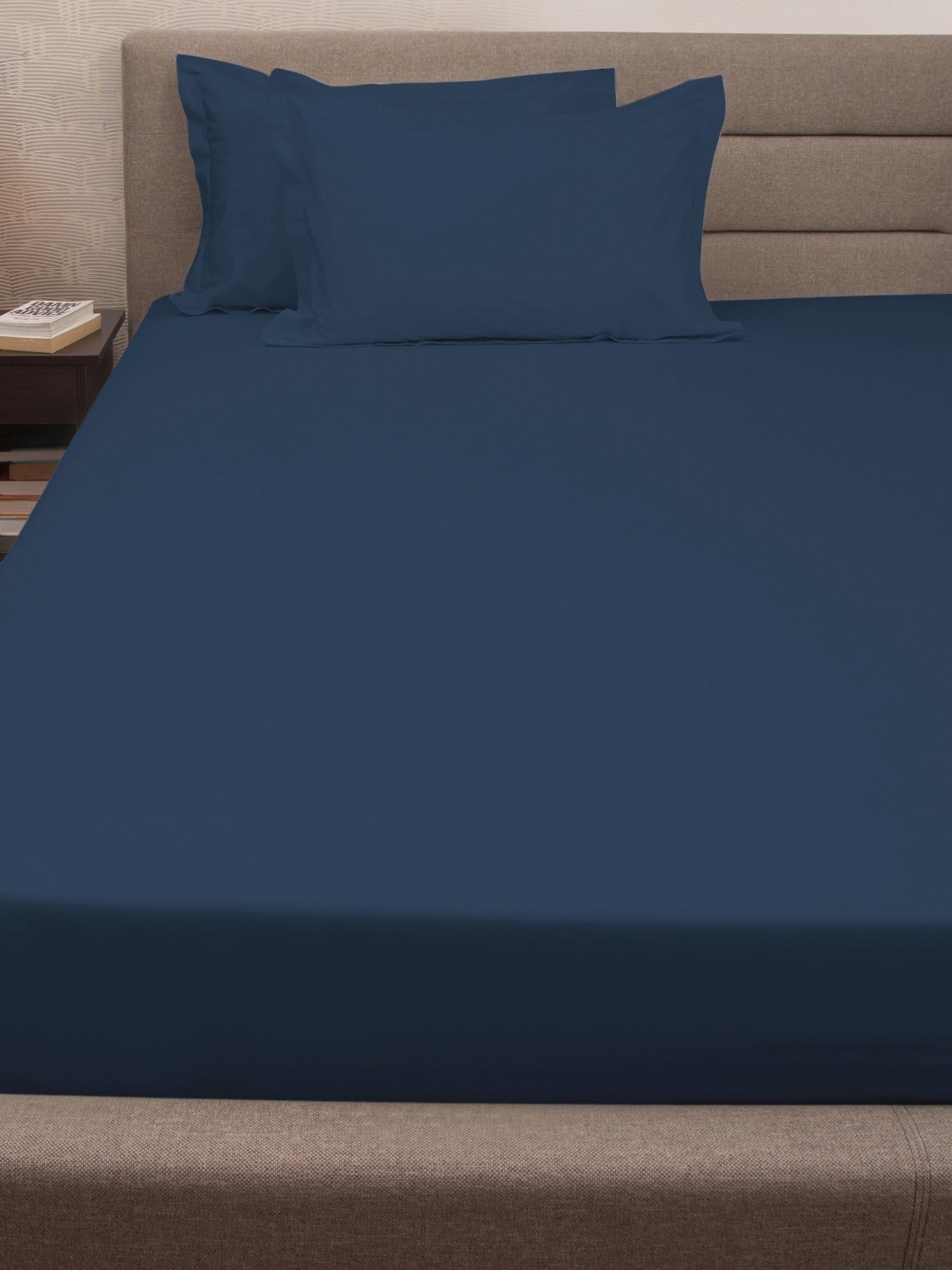 Petal Home Solid Navy Blue 300 TC Cotton King Bed Sheet with 2 Pillow Covers