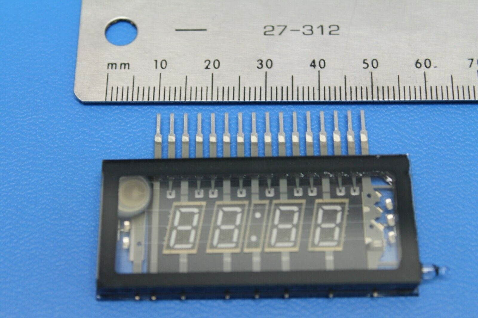 FUTABA 4-BT-03Z 4 Digit 7-Segment Vacuum Fluorescent Display New