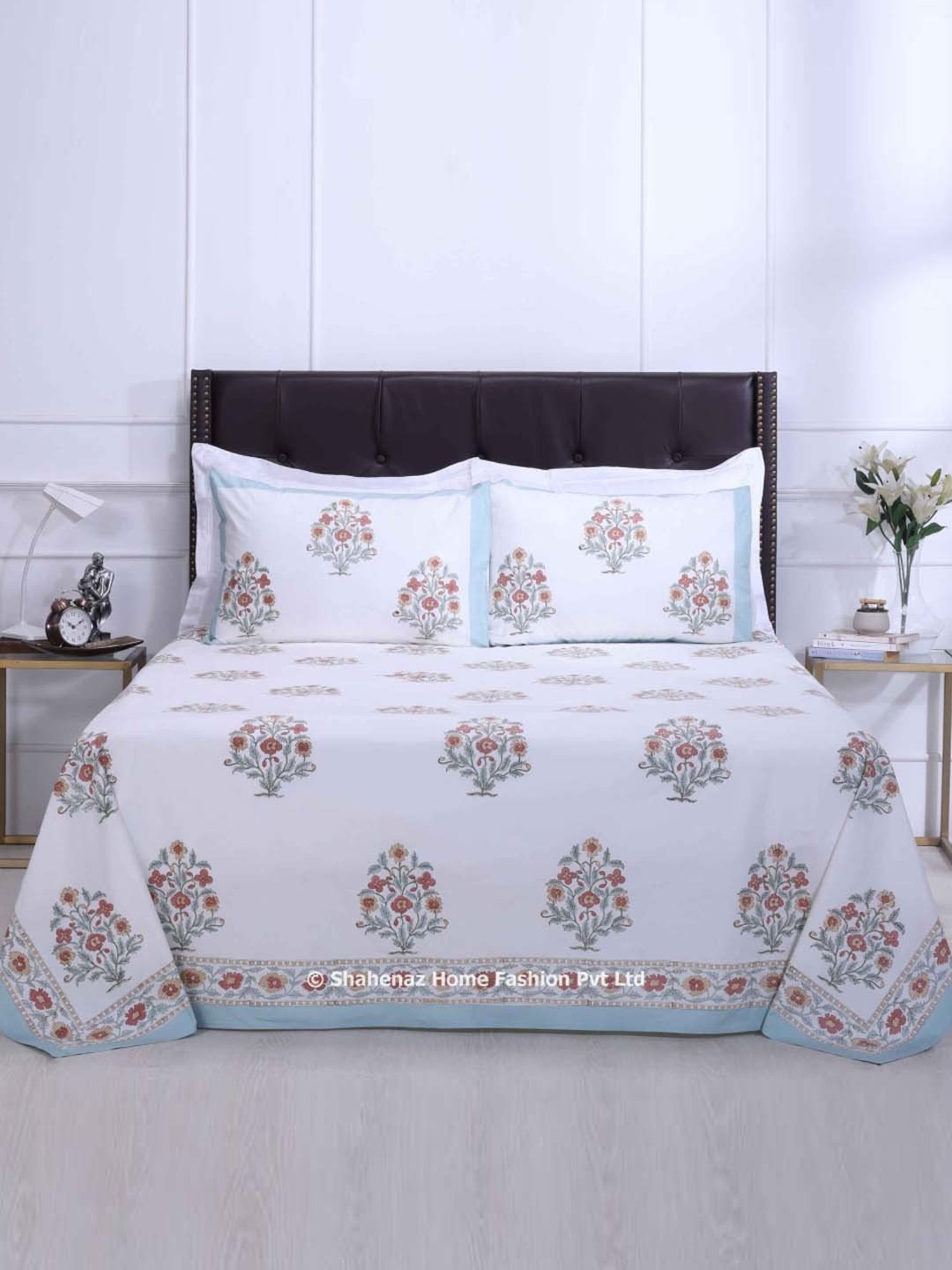 Shahenaz Blue & Mustard Yellow 220 TC Cotton Nasrine Double Bedsheet with 2 Pillow Covers