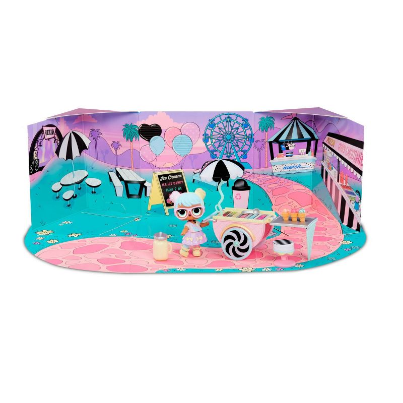 5 Surprise Mini Toys S1 Collectors Case w/ 4 Exclusive Minis