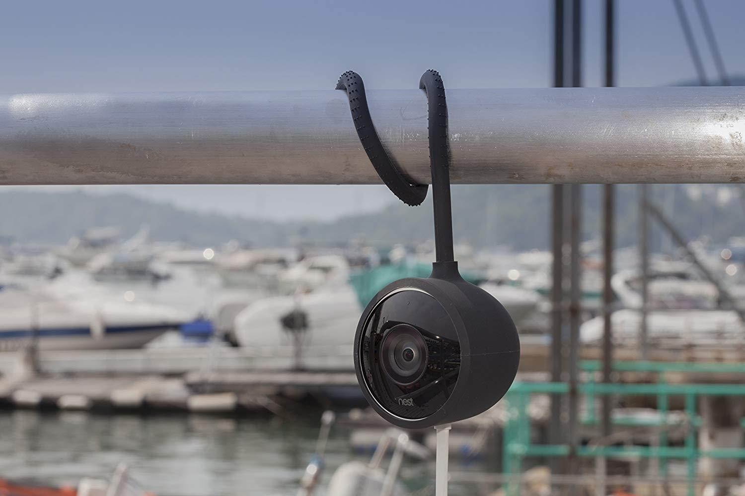 Wasserstein Versatile Twist Mount for Nest Cam Outdoor, Flexible Gooseneck-Like Mount for Nest Outdoor Camera - Attach Your Nest Cam Outdoor Wherever You Like Without Tools or Wall Damage (Black)