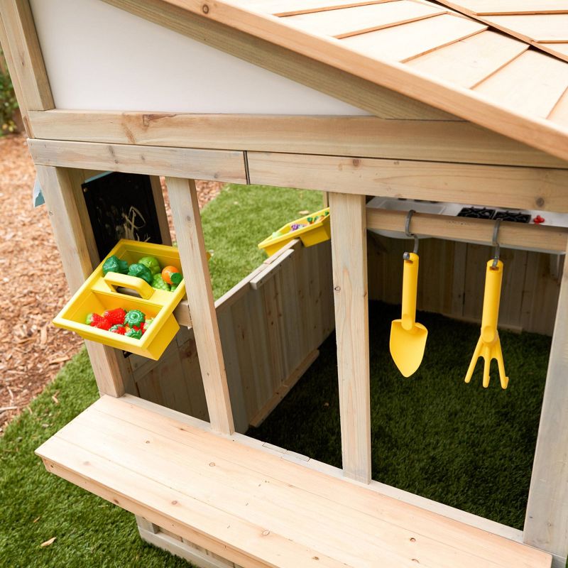 KidKraft Meadow Lane Market Playhouse