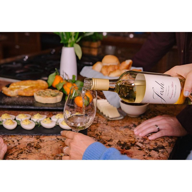 Josh Sauvignon Blanc White Wine - 750ml Bottle