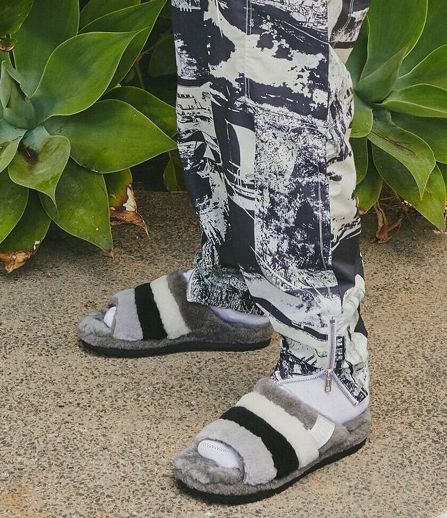 UGG&reg; Men's Scuff Logo Suede Slippers