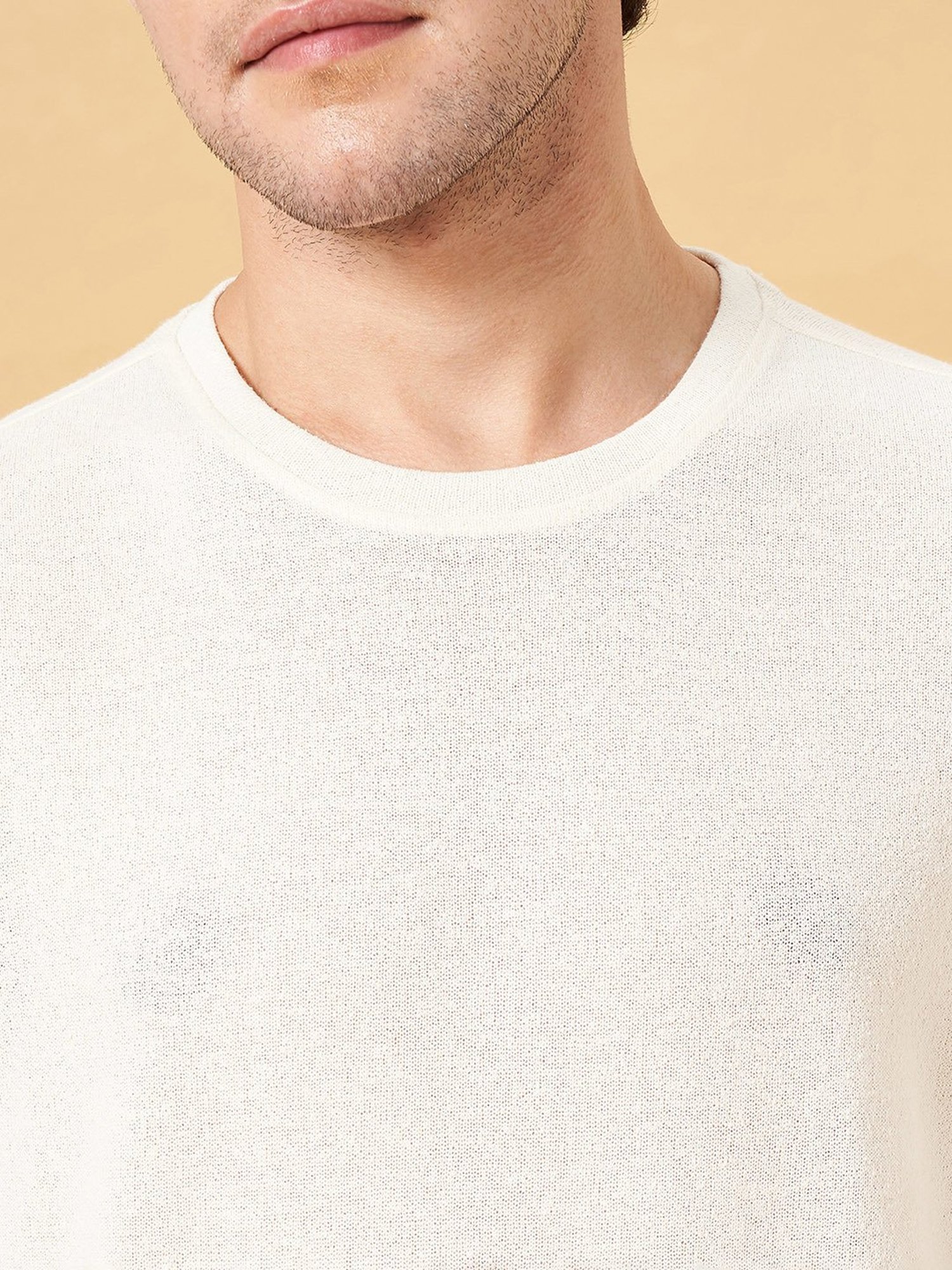 7 Alt by Pantaloons Off White Slim Fit Crew T-Shirt