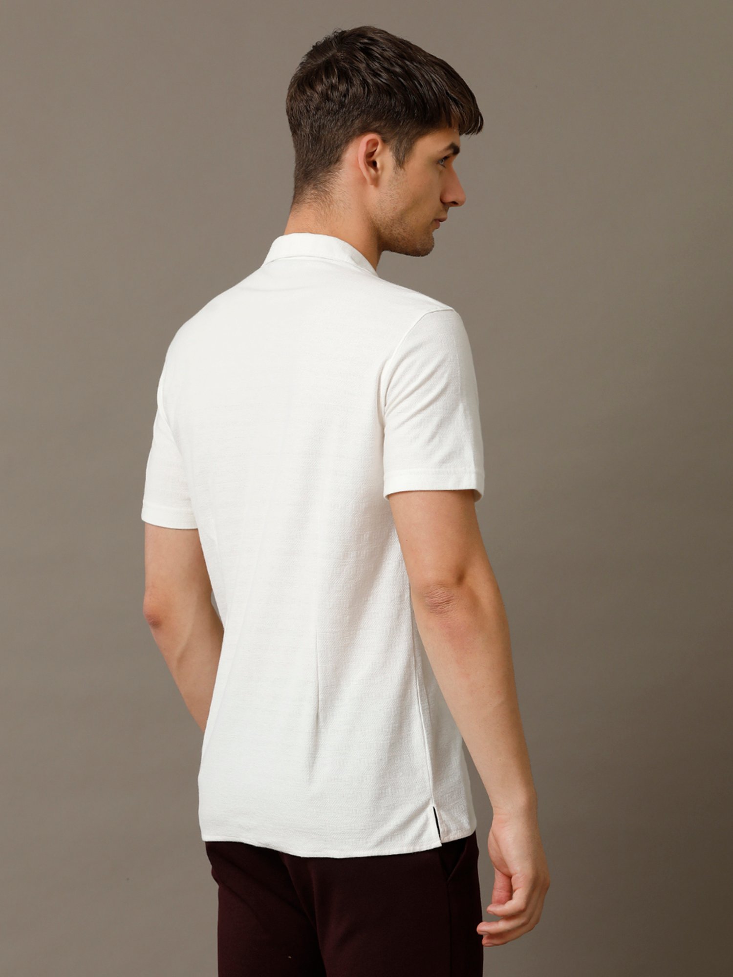 Identiti White Slim Fit Self Design Shirt
