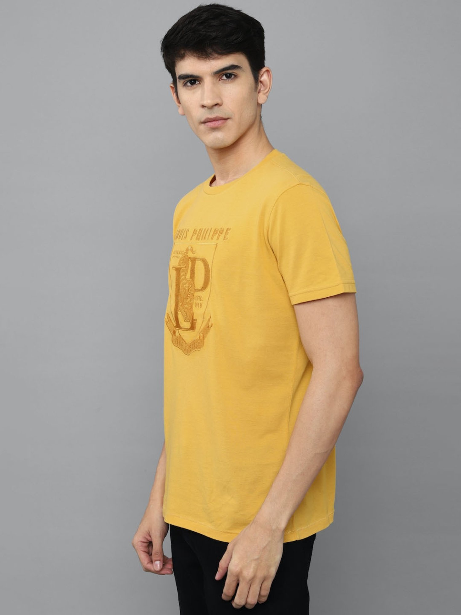 Louis Philippe Sport Yellow Cotton Slim Fit Printed T-Shirt