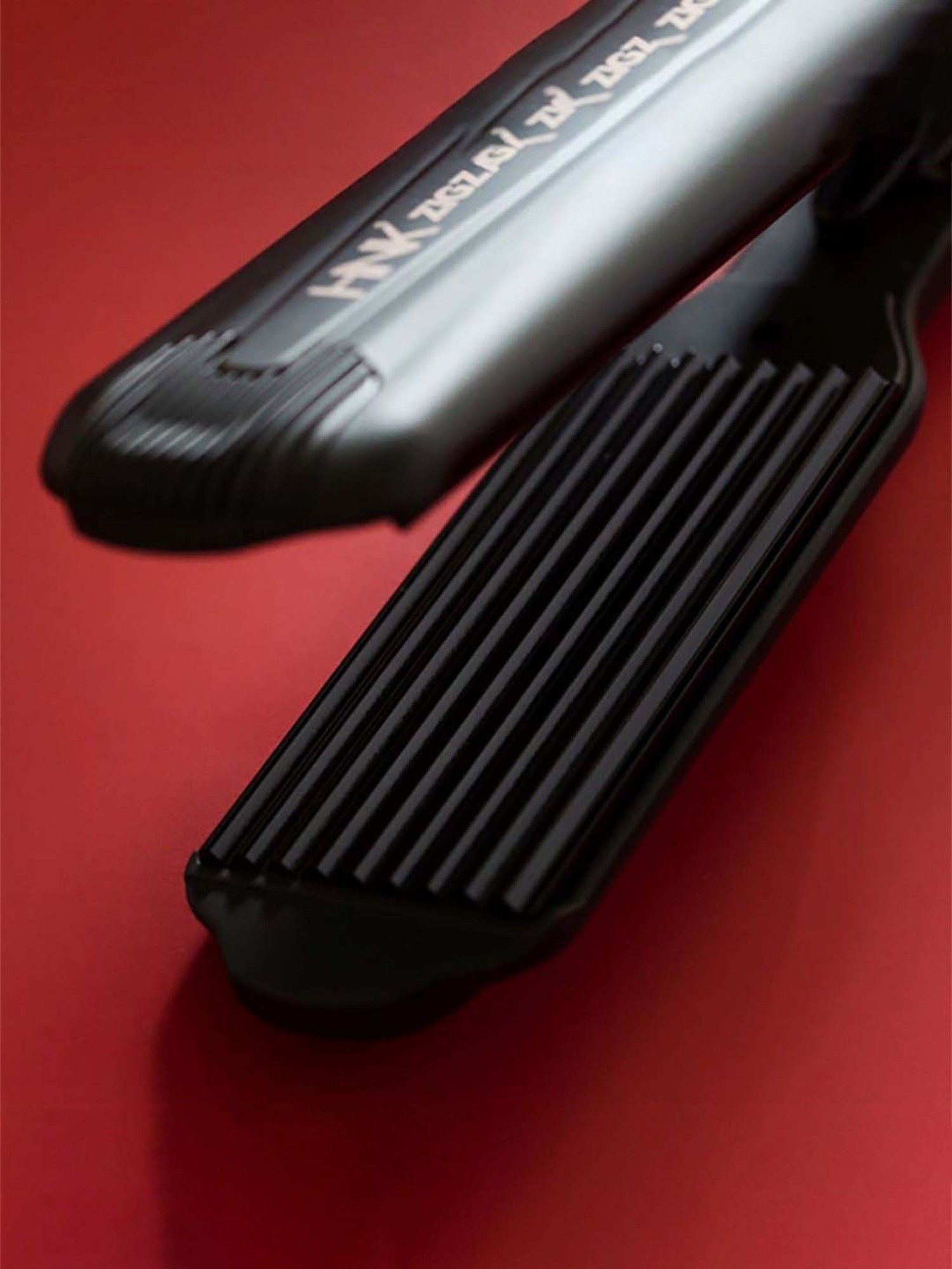 HNK Zig Zag Crimper (Black)