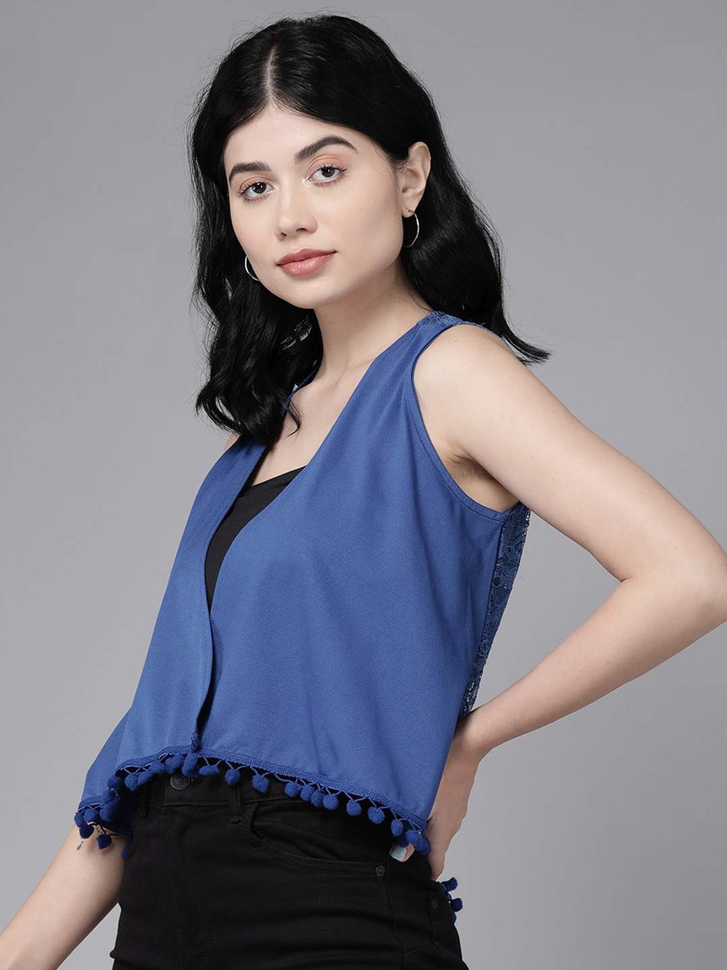 Aarika Blue Plain Shrug