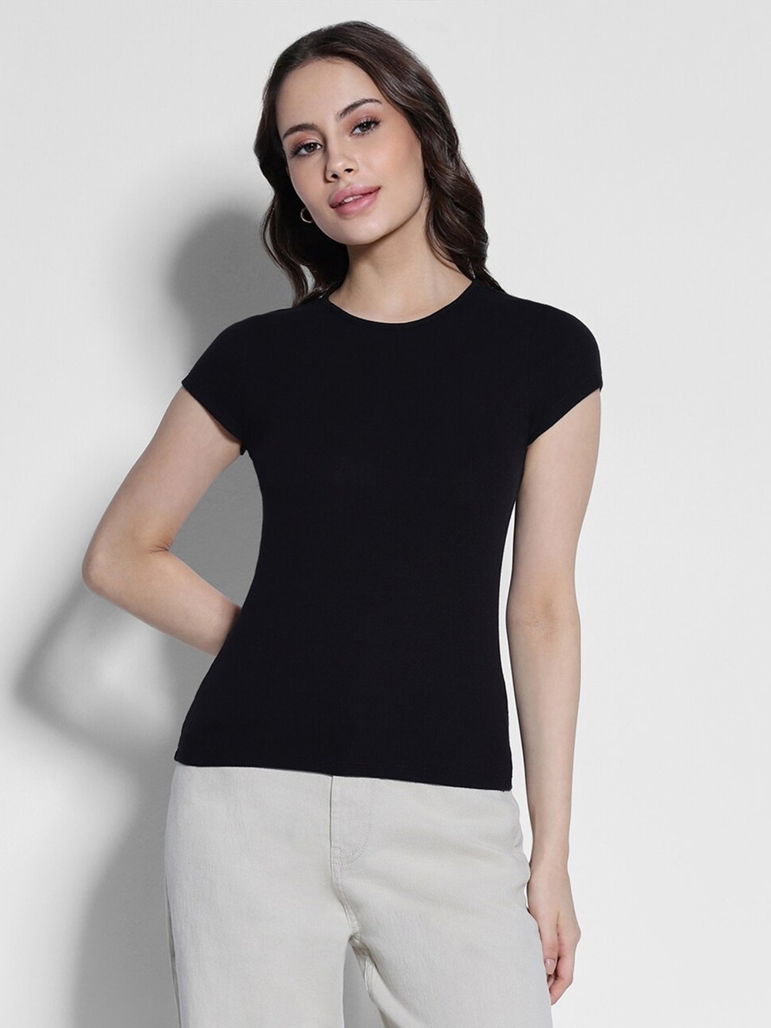 American Eagle Outfitters Black Slim Fit T-Shirt