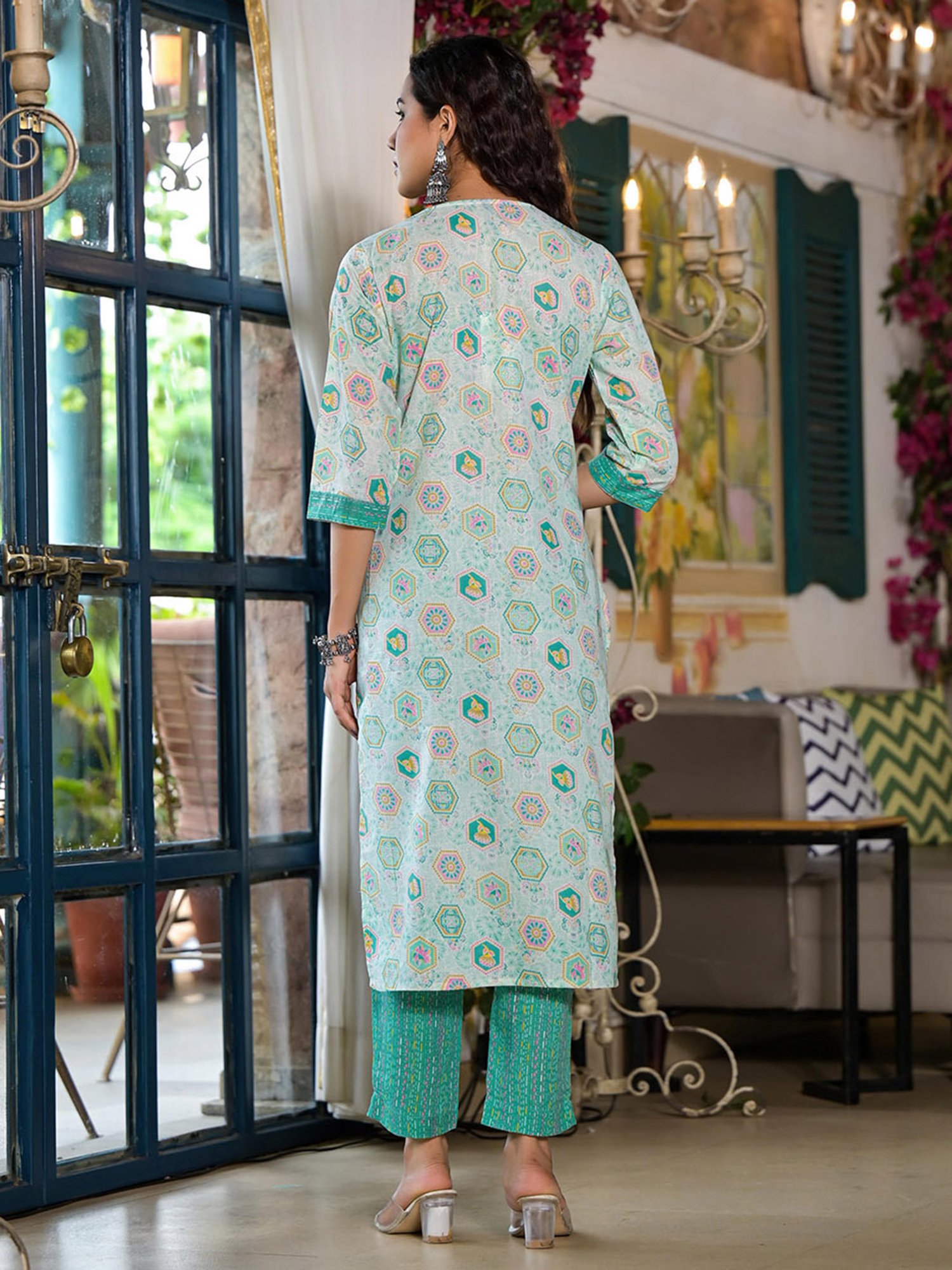Juniper Green Floral Print Kurta With Pant & Dupatta