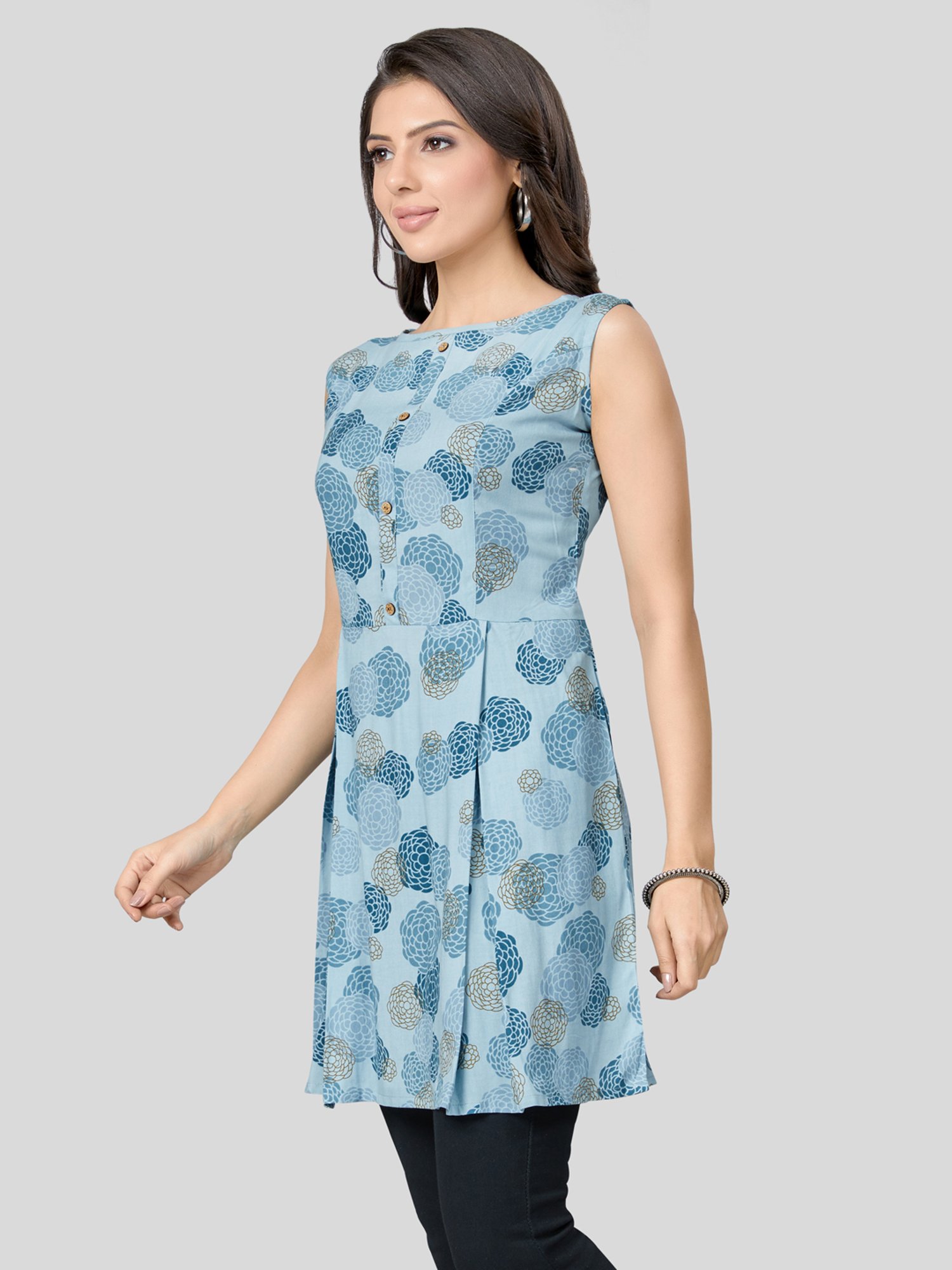 Saree Swarg Blue Printed A-Line Short Kurti