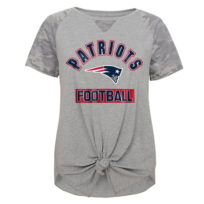NFL New England Patriots Girls' Short Sleeve Front Knot T-Shirt - L