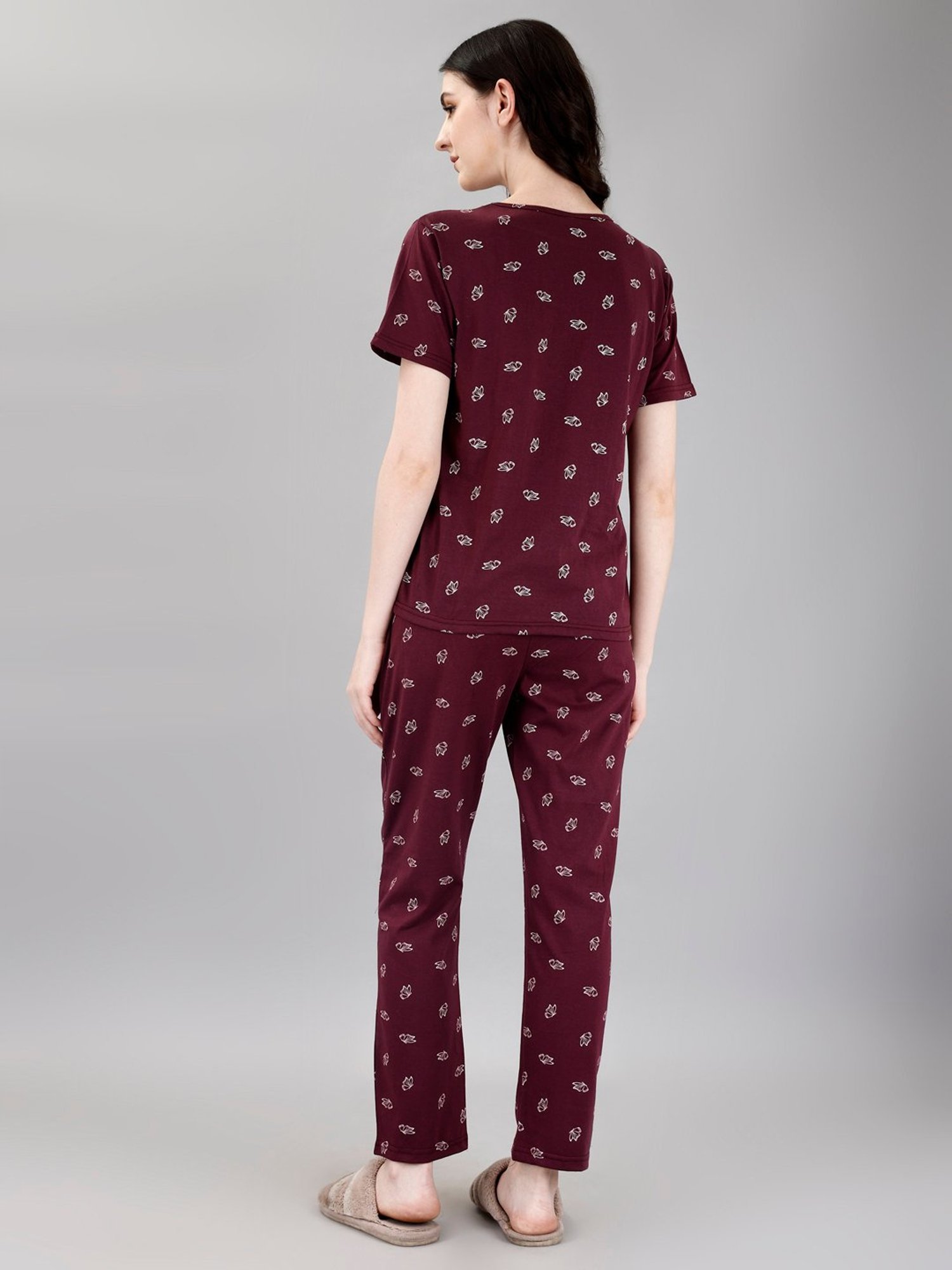 Smarty Pants Maroon Printed T-Shirt With Pyjamas