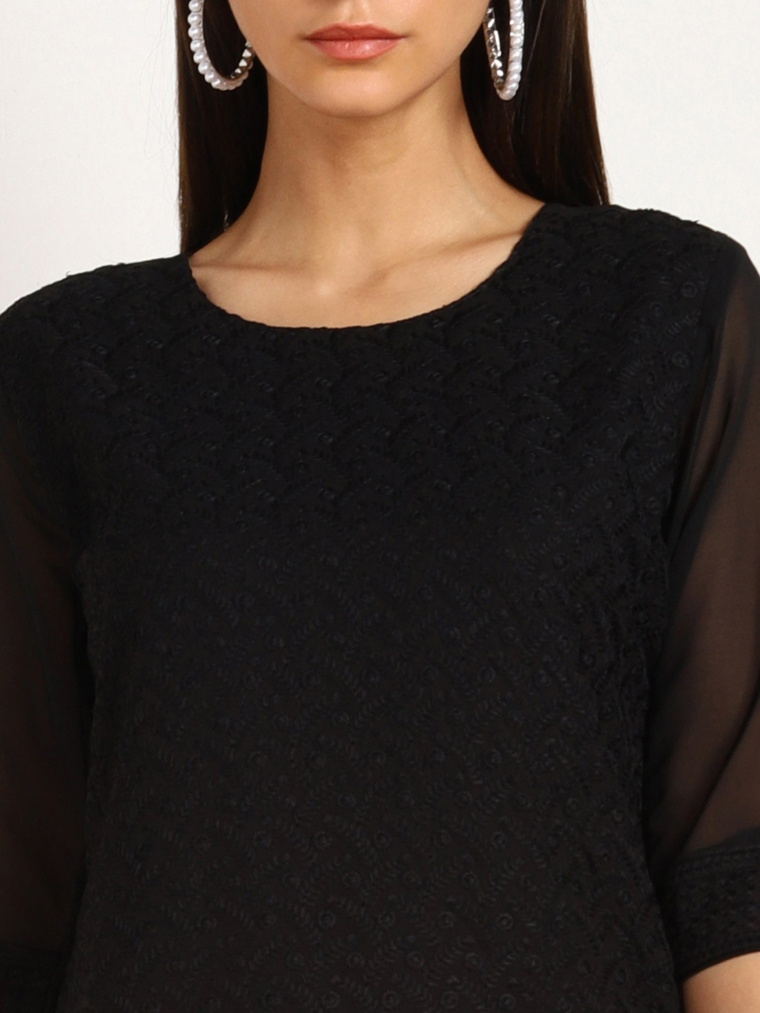 SWAGG INDIA Black Embroidered Straight Kurta