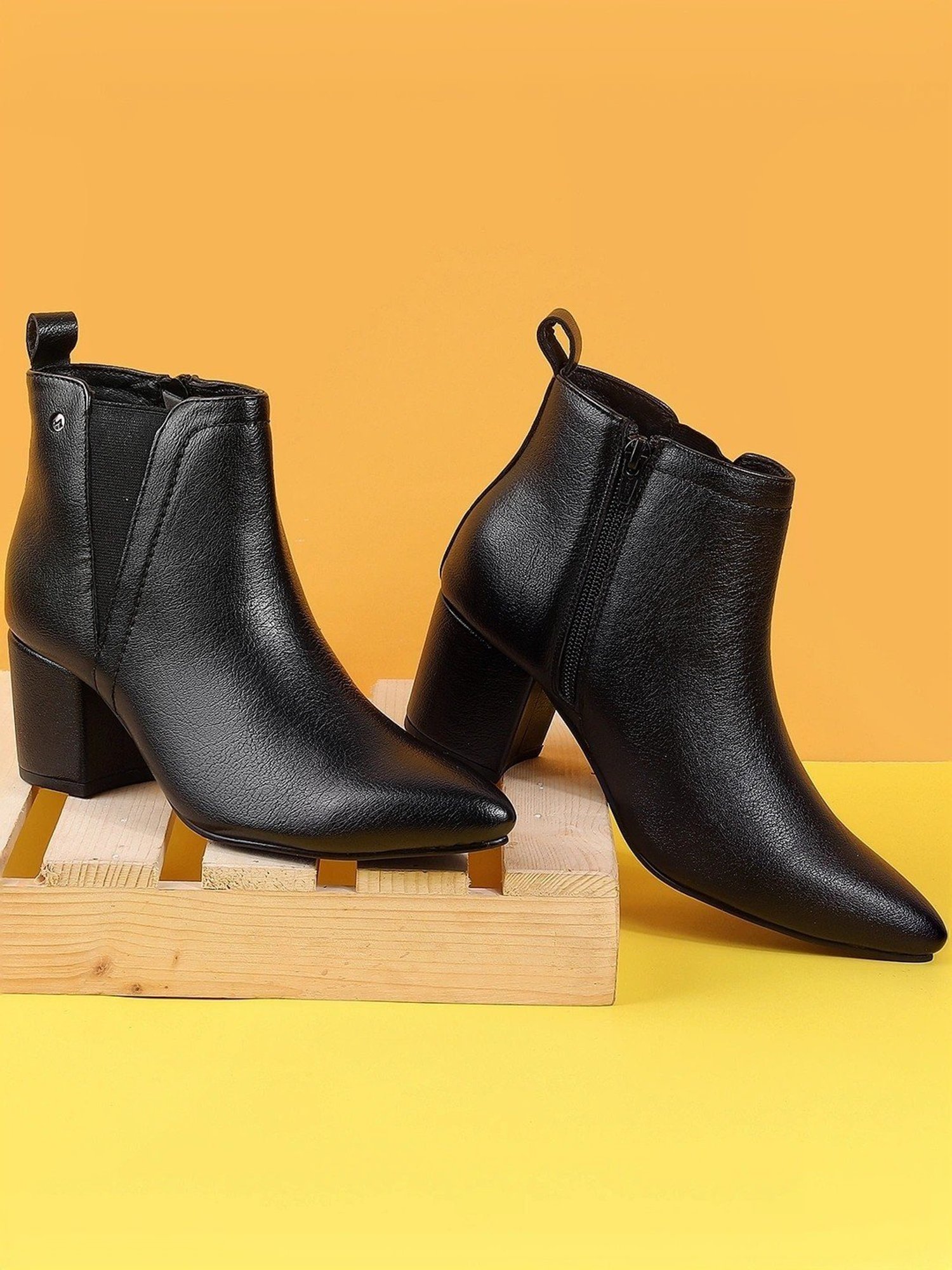 Bata Women's DEMI Brown Booties