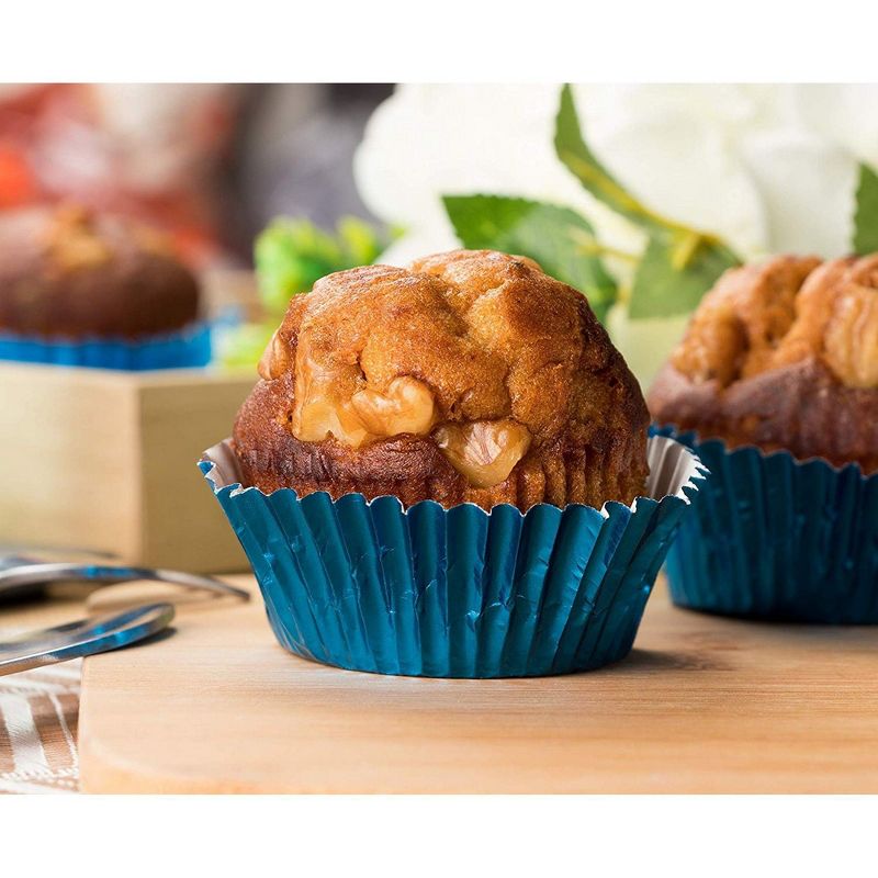 Juvale 400 Pack Blue Cupcake Liners, Muffin Wrappers Foil Baking Cups (2 x 1 In)