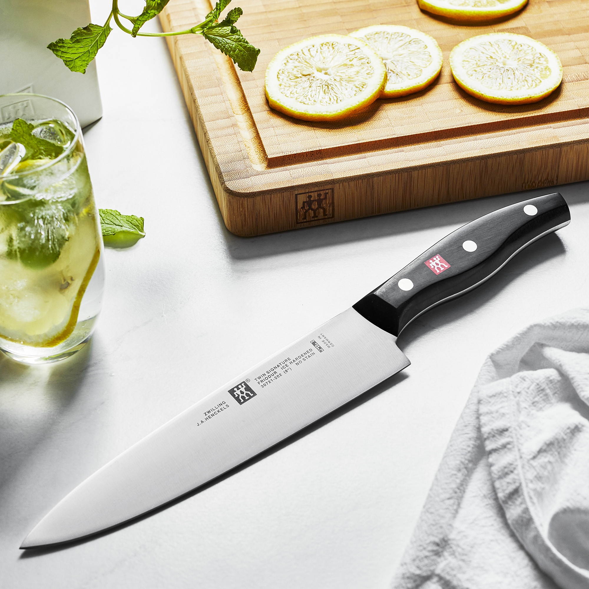 ZWILLING TWIN Signature 8-inch Chef's Knife
