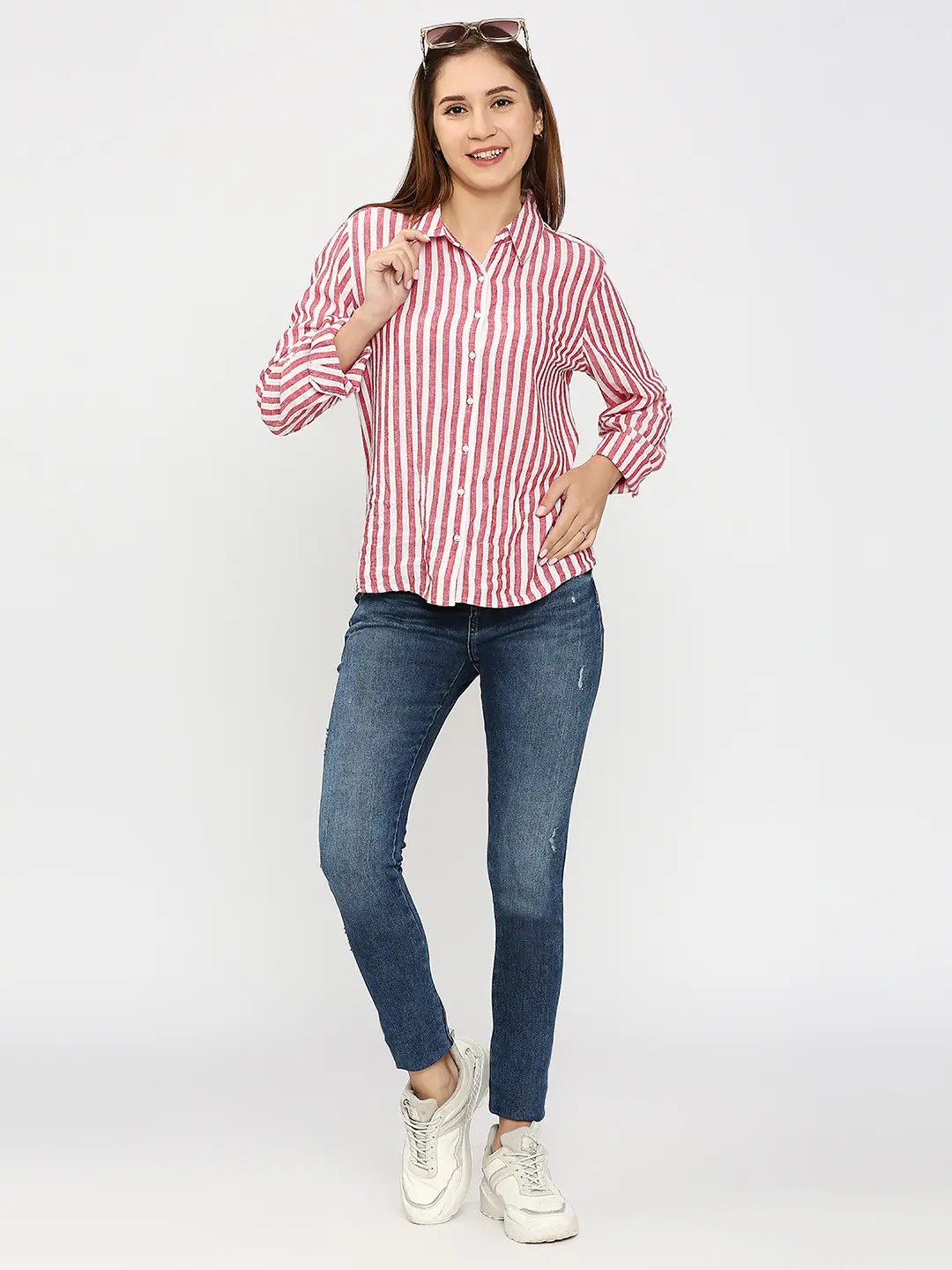 Spykar Blue Cotton Distressed Mid Rise Jeans