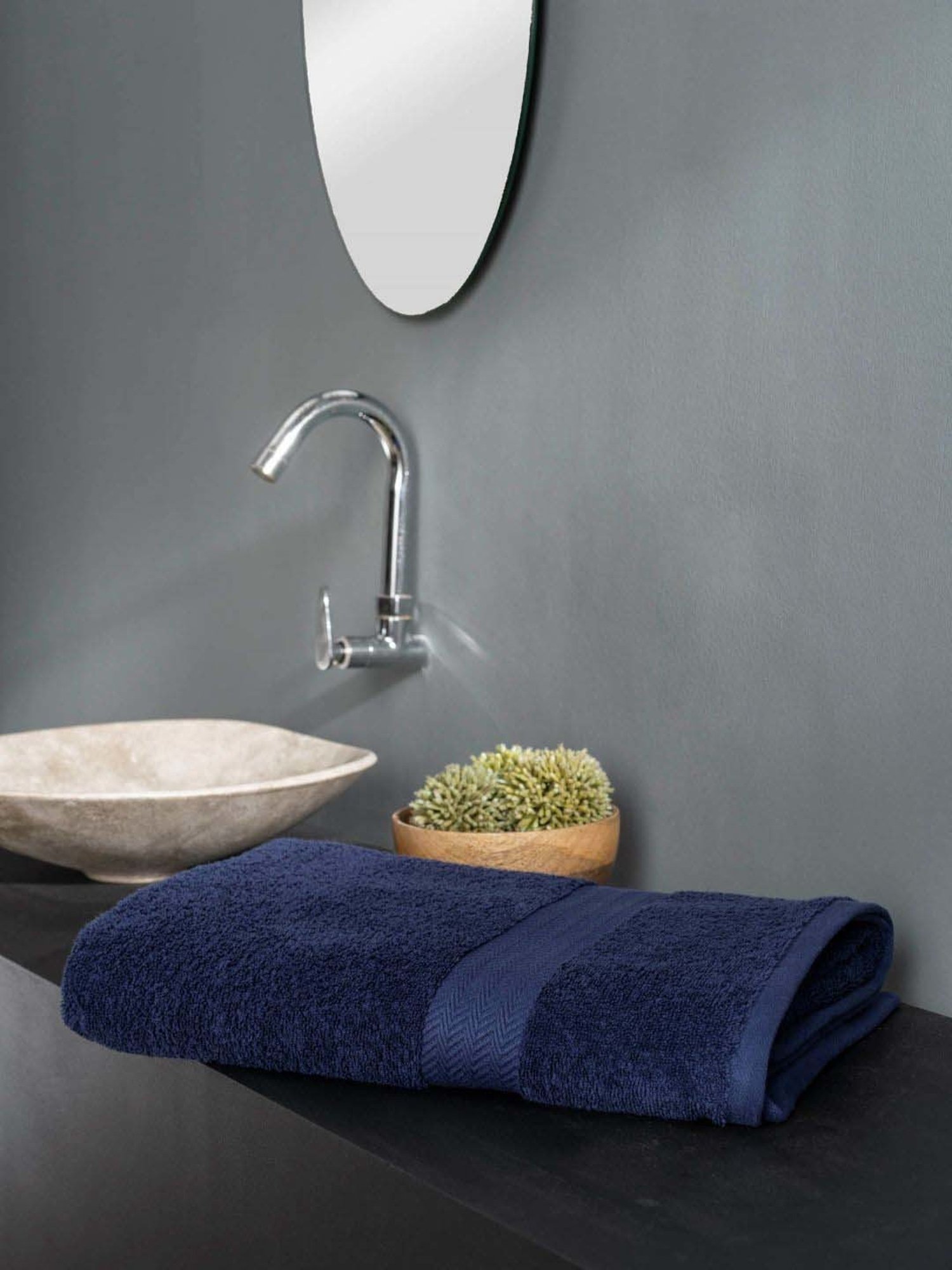 DDecor Navy Cotton 500 GSM Bath Towel