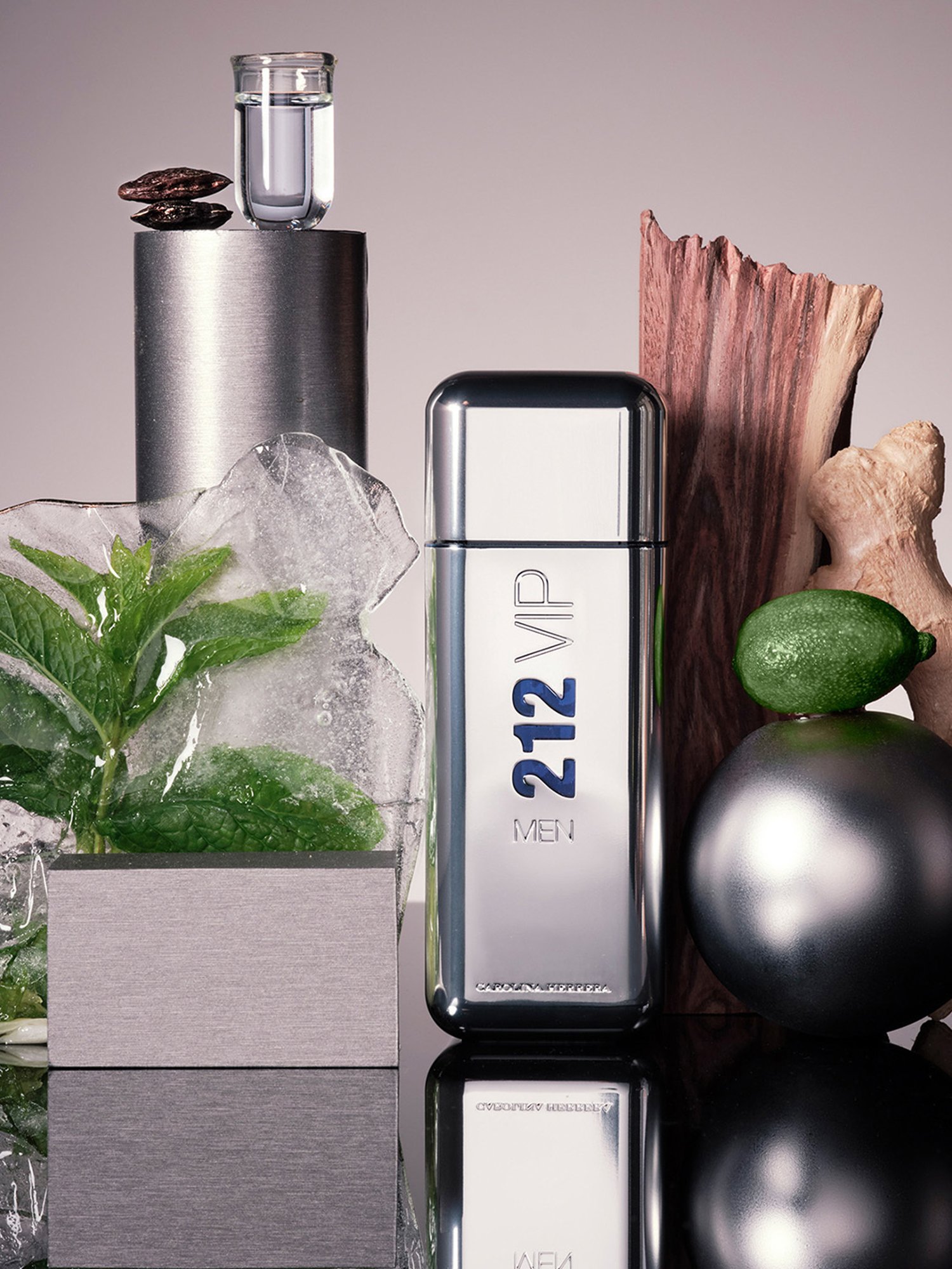 Carolina Herrera 212 VIP Eau de Toilette 200 ml for Men