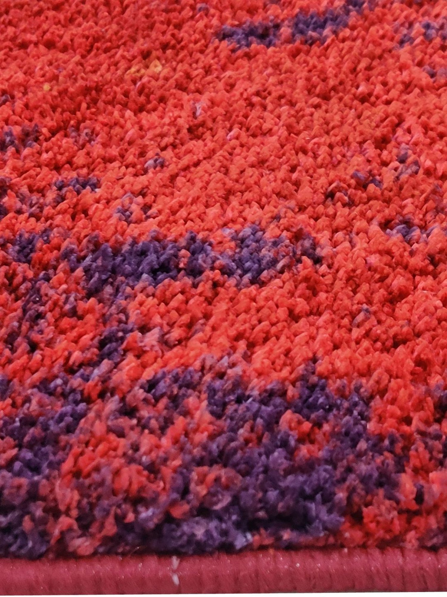 Bianca Red & Beige Microfibre Non-Slip Rug