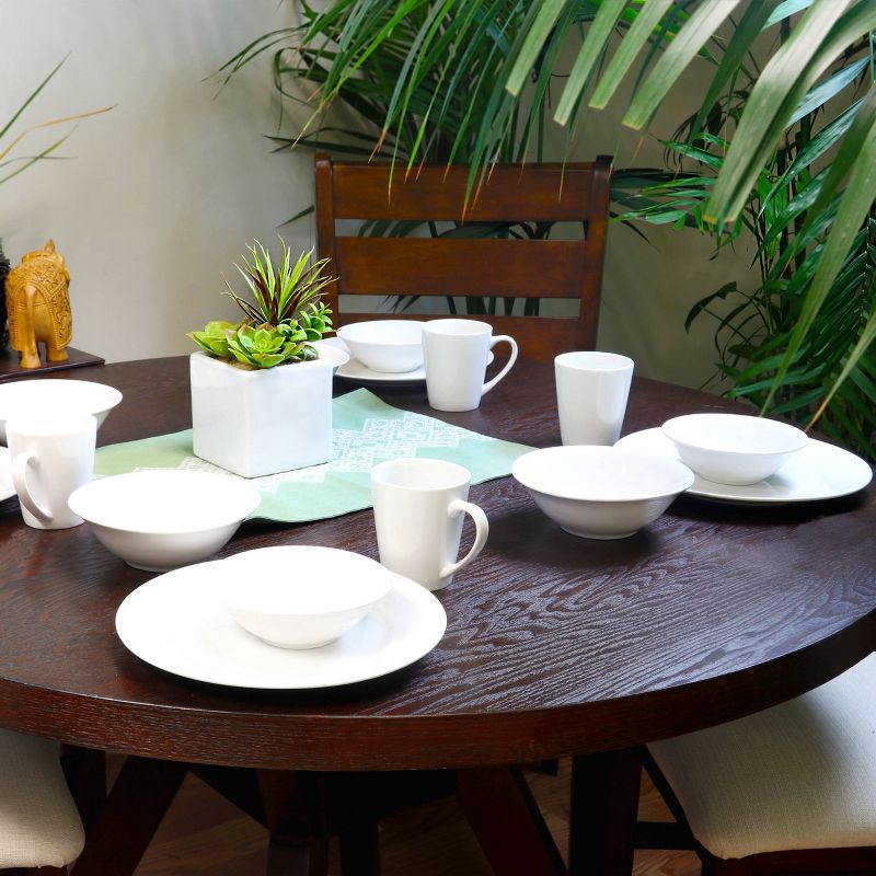 Gibson Home 16pc Ceramic Fine Dinnerware Set White