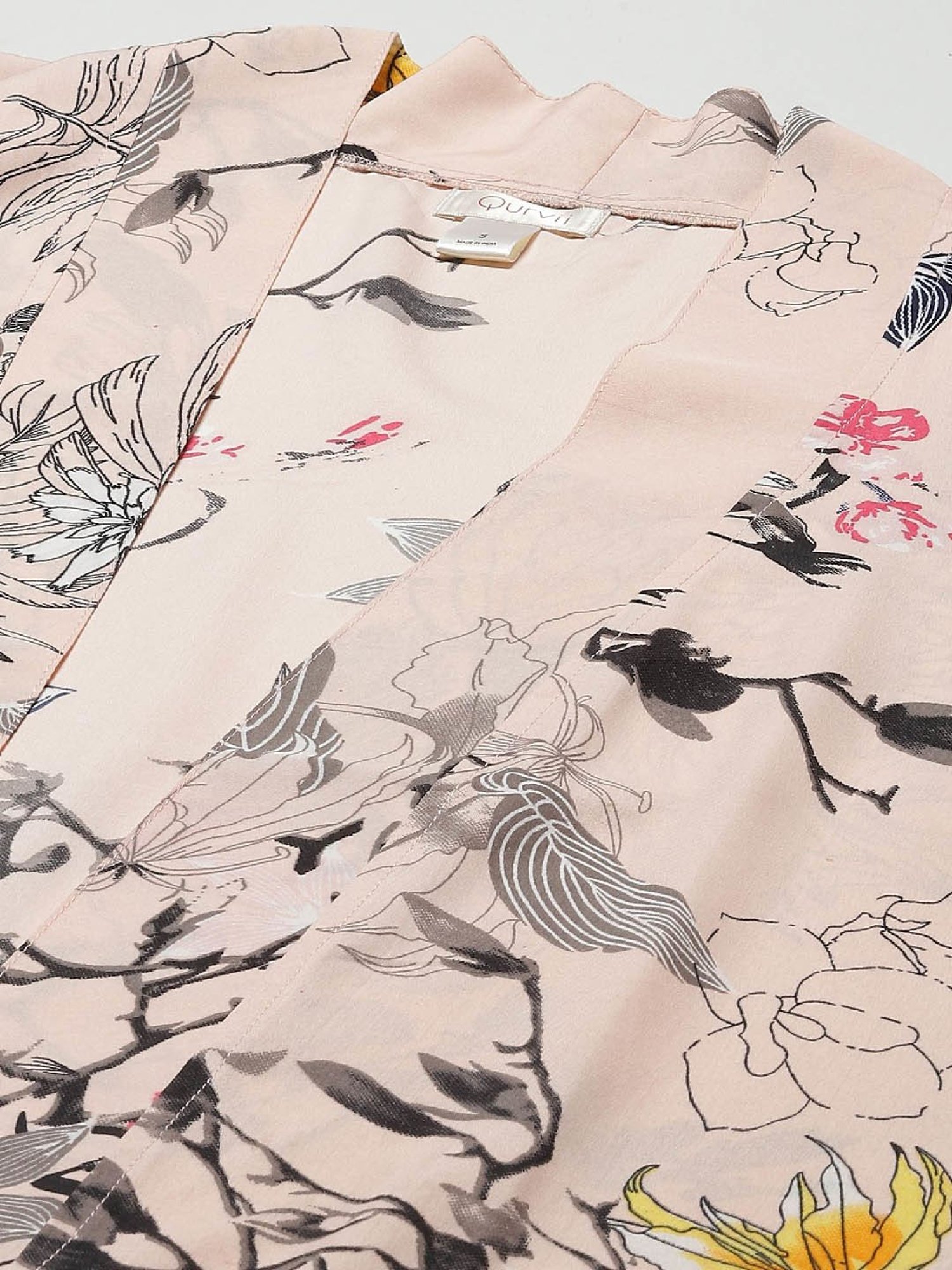 Qurvii Peach Floral Print Shrug