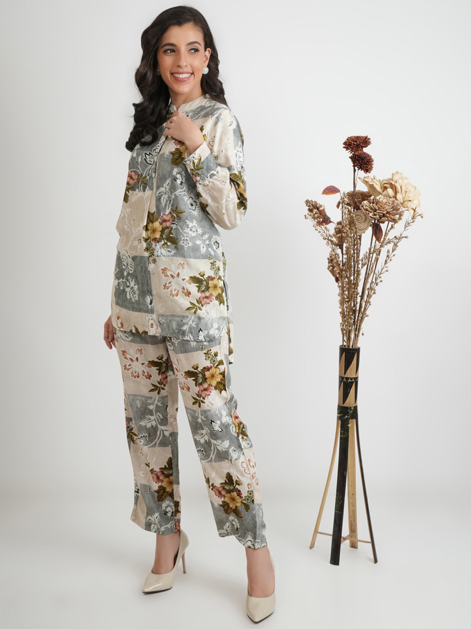 Zolo Label Grey Floral Print Top Pant Set