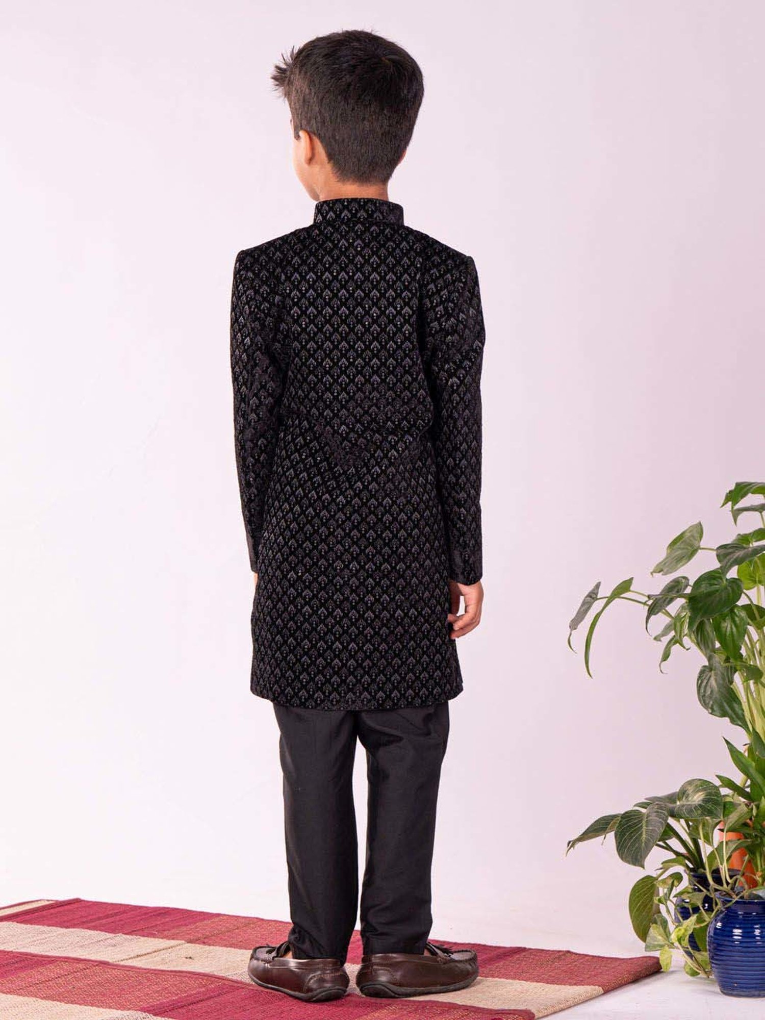 VASTRAMAY Boys Black Embroidery Full Sleeves Indowestern Sets