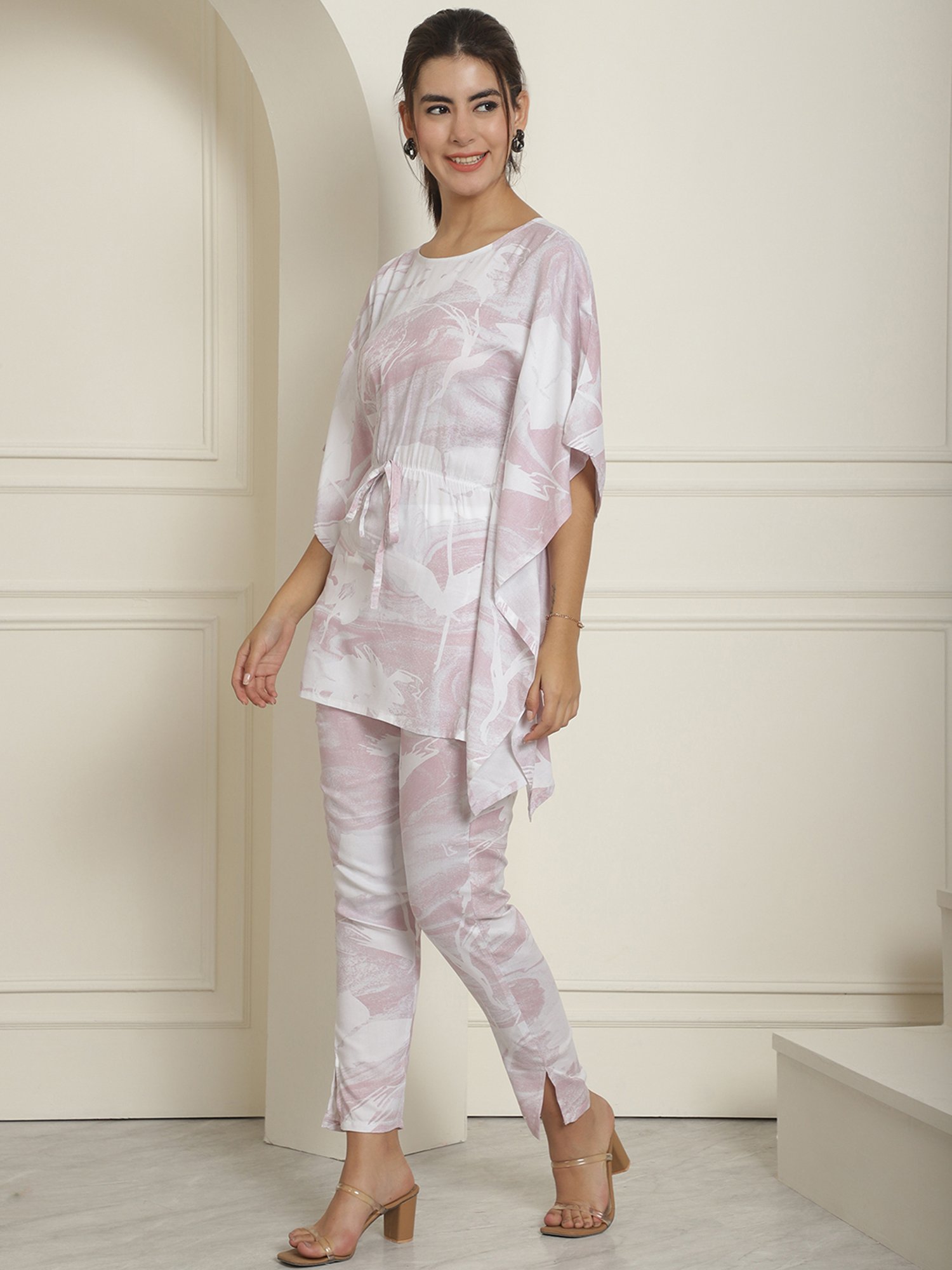 Indian Needle Light Purple Kaftan Tunic & Pant Set