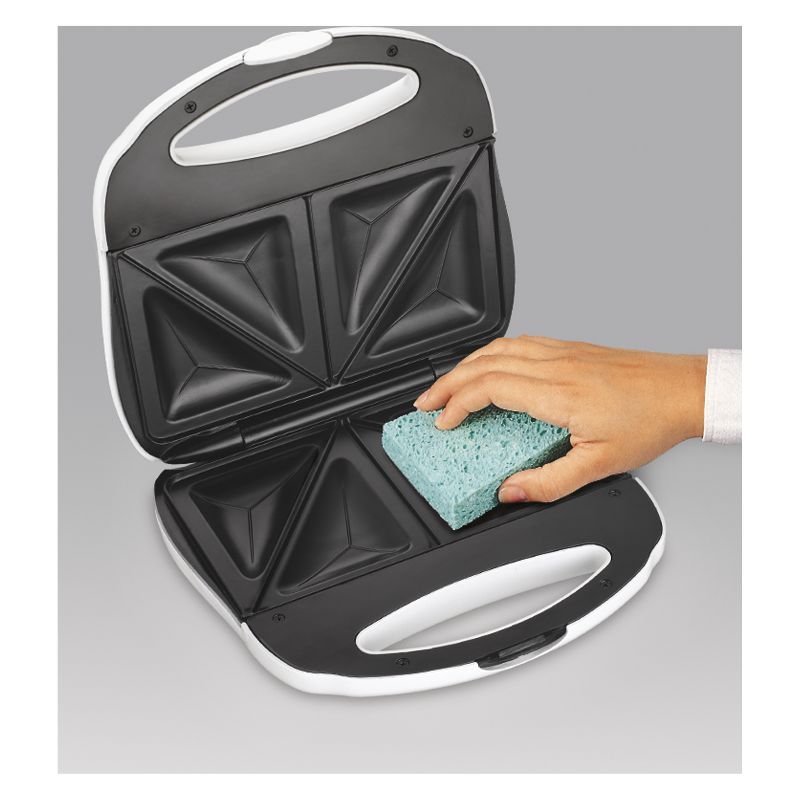 ChefChoice Five of Hearts Waffle Maker - Black