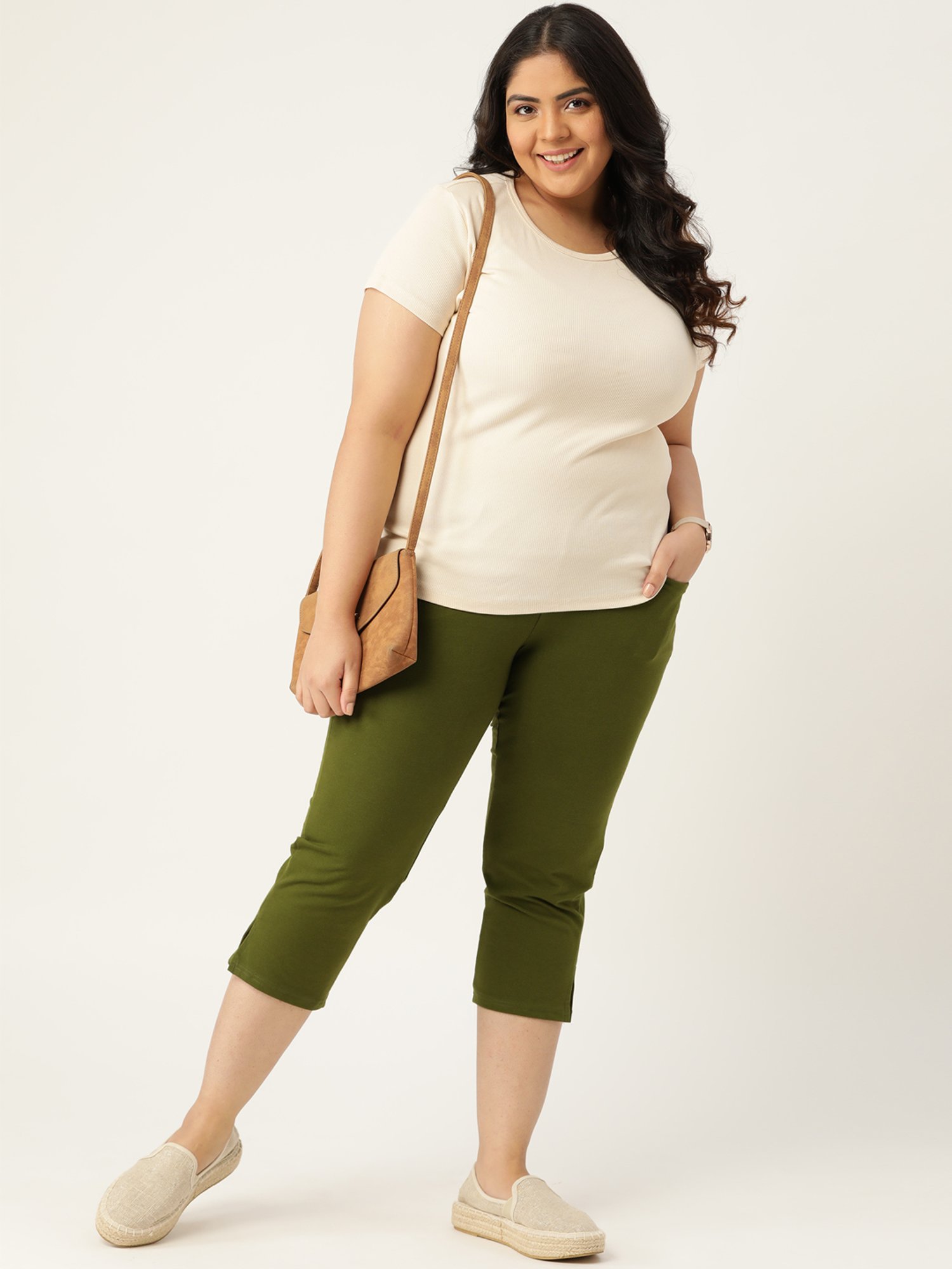 theRebelinme Green High Rise Capris