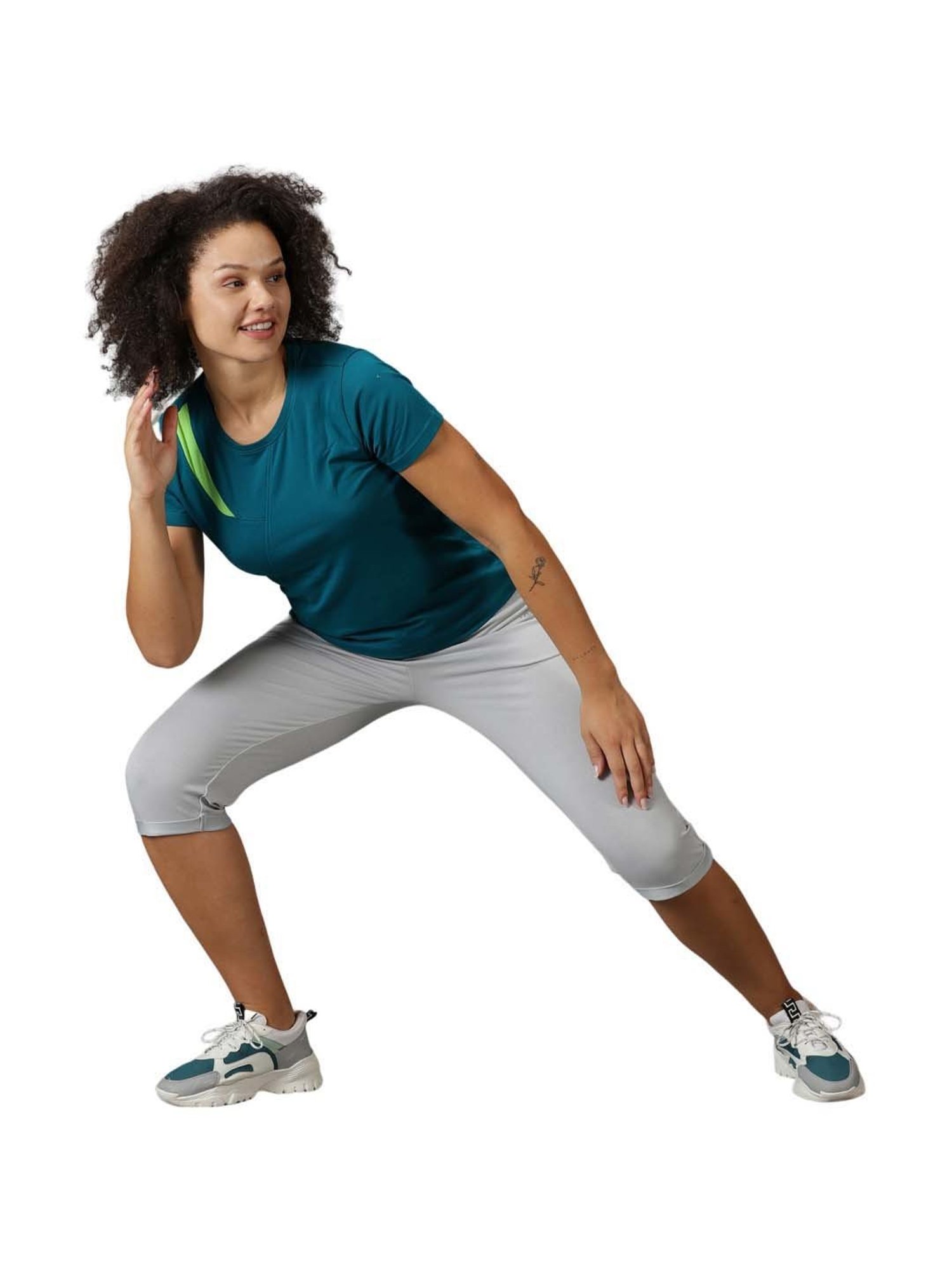 Domin8 Women Regular Fit Capri With Elasticated Waist & Side Pockets