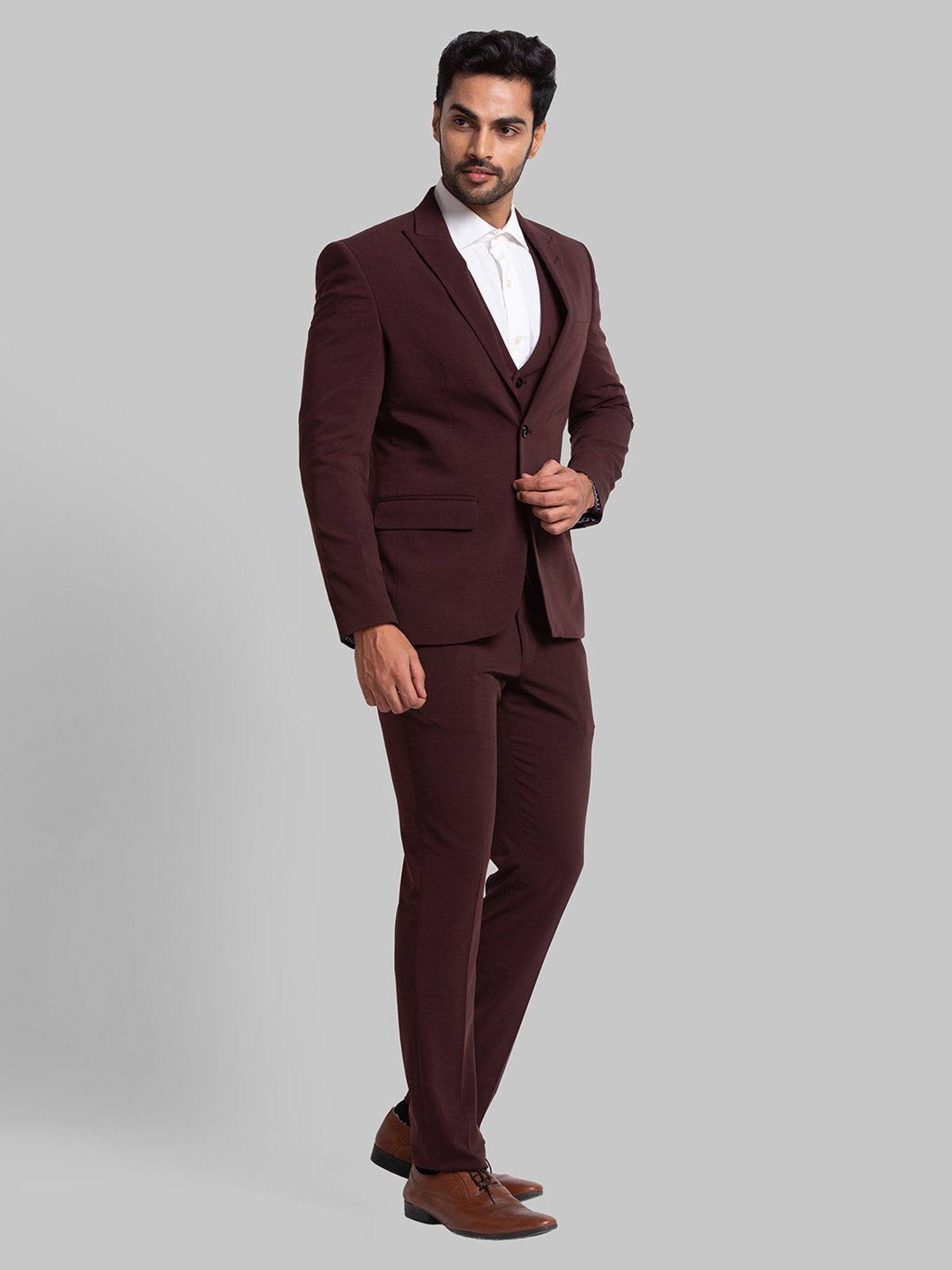 Parx Maroon Regular Fit Three Piece Suit
