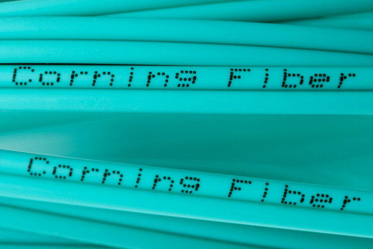 1m LC-LC OM4 Premium Multimode Push-Pull Tab 50/125 Fiber Optic Cable