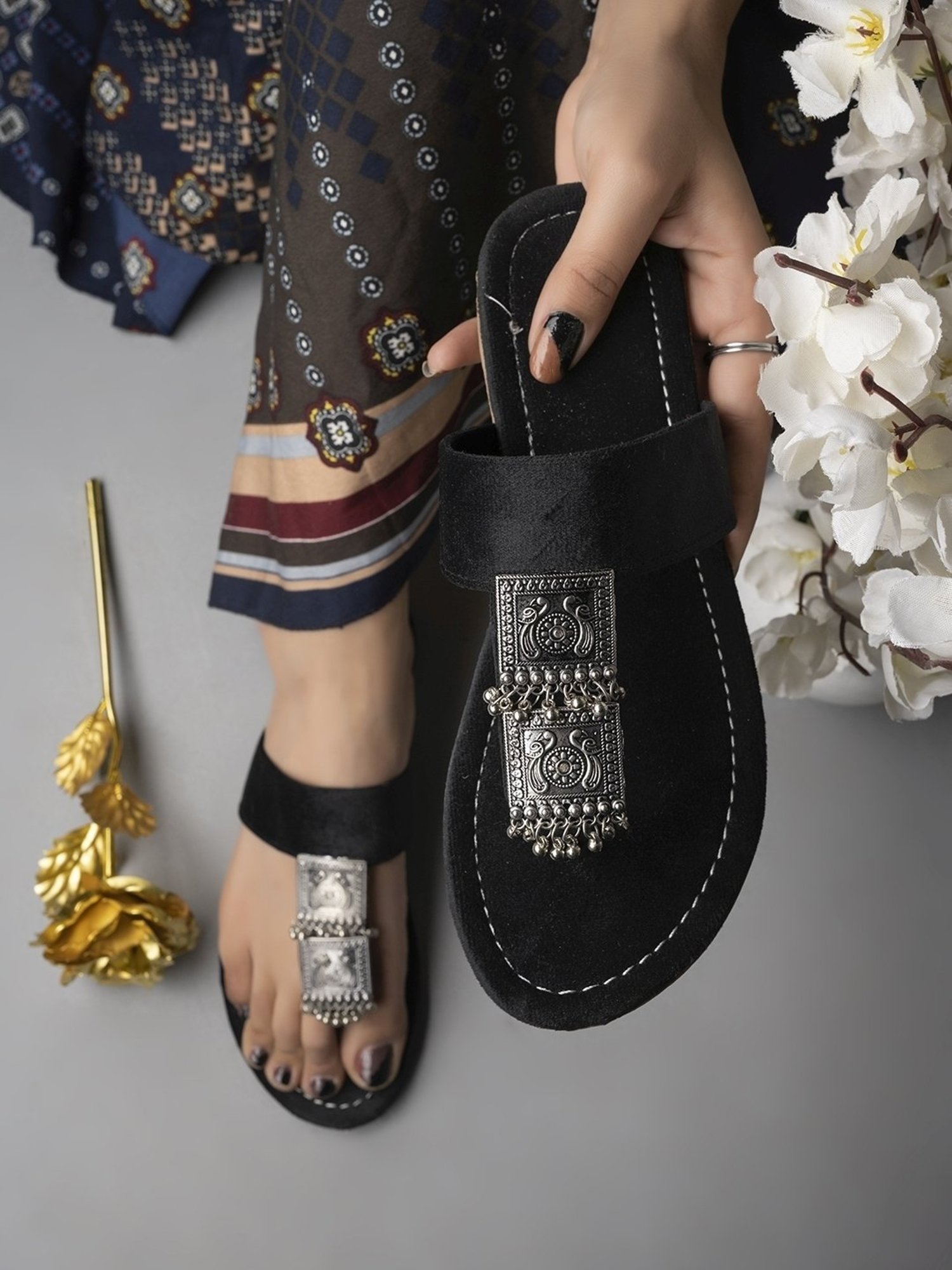 Truffle Collection Women's Silver Flat Ballets