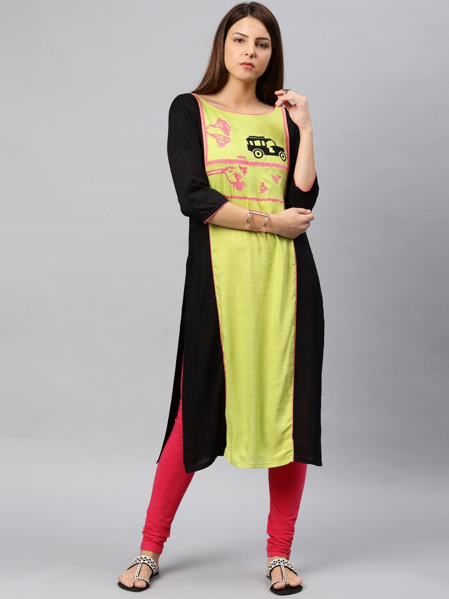 Alena Black & Green Embroidered Straight Kurta