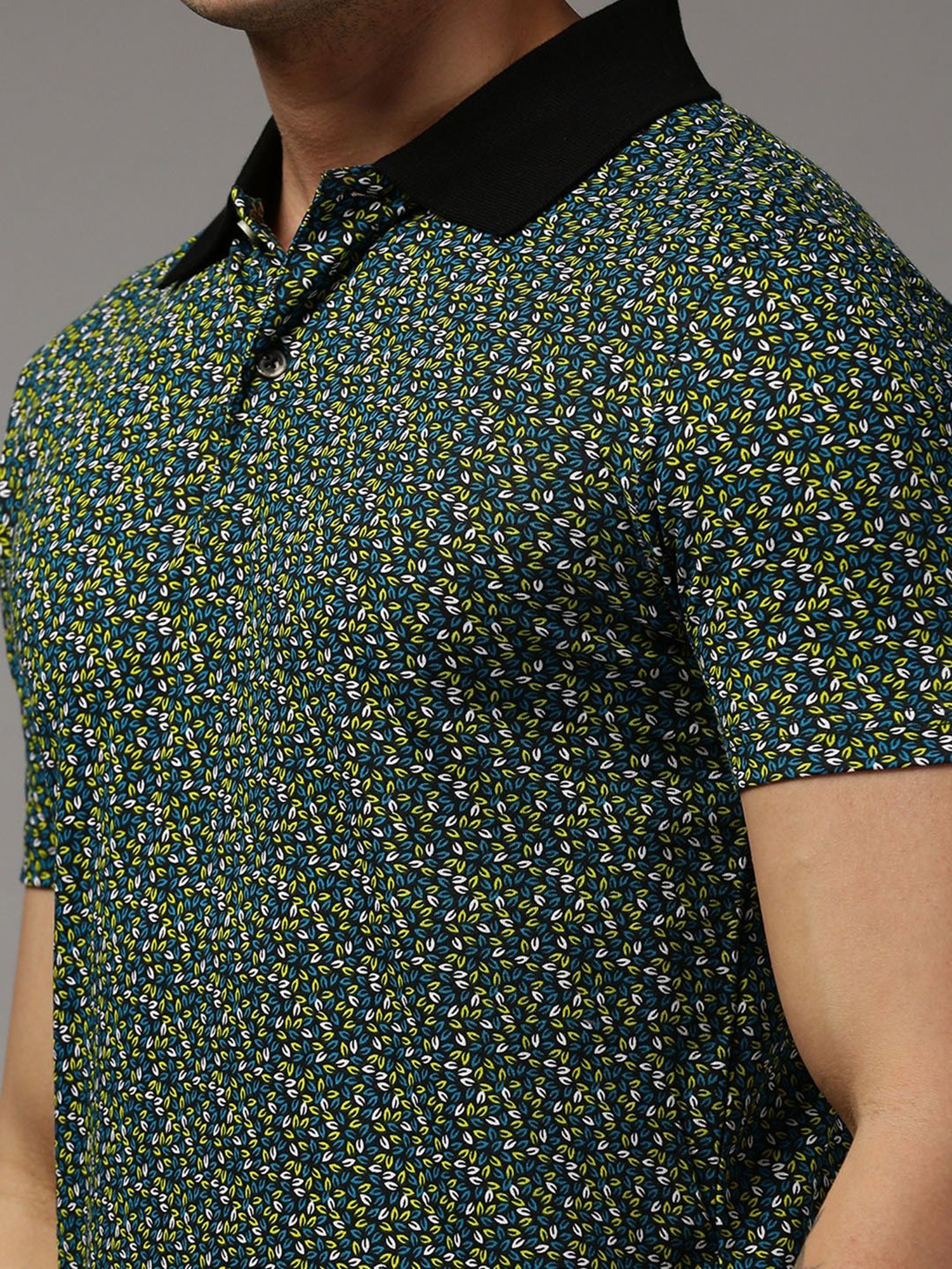 Kryptic Black Regular Fit Printed Polo T-Shirt