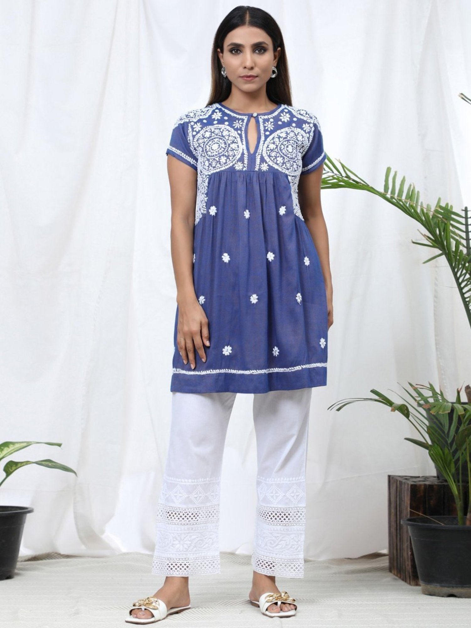 House Of Kari HOK Chikankari Tunic for Women - Blue